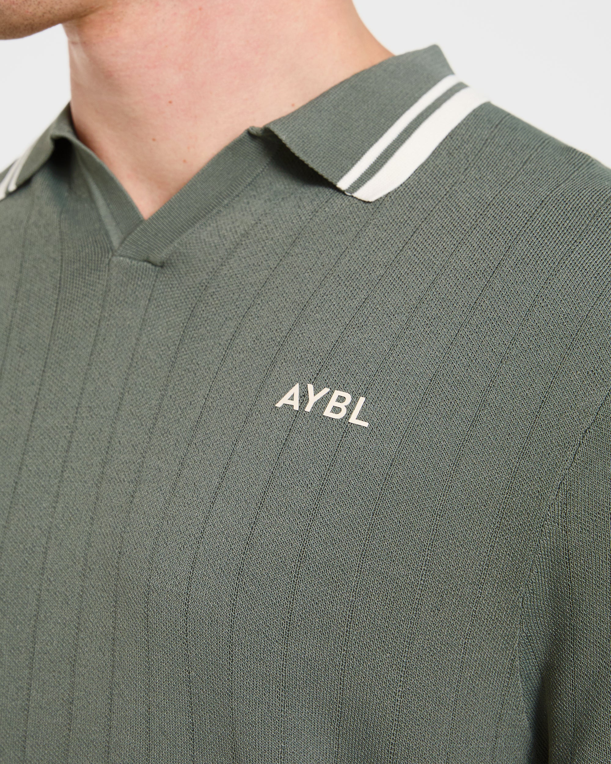 Classic Knitted Polo - Hillside Groen