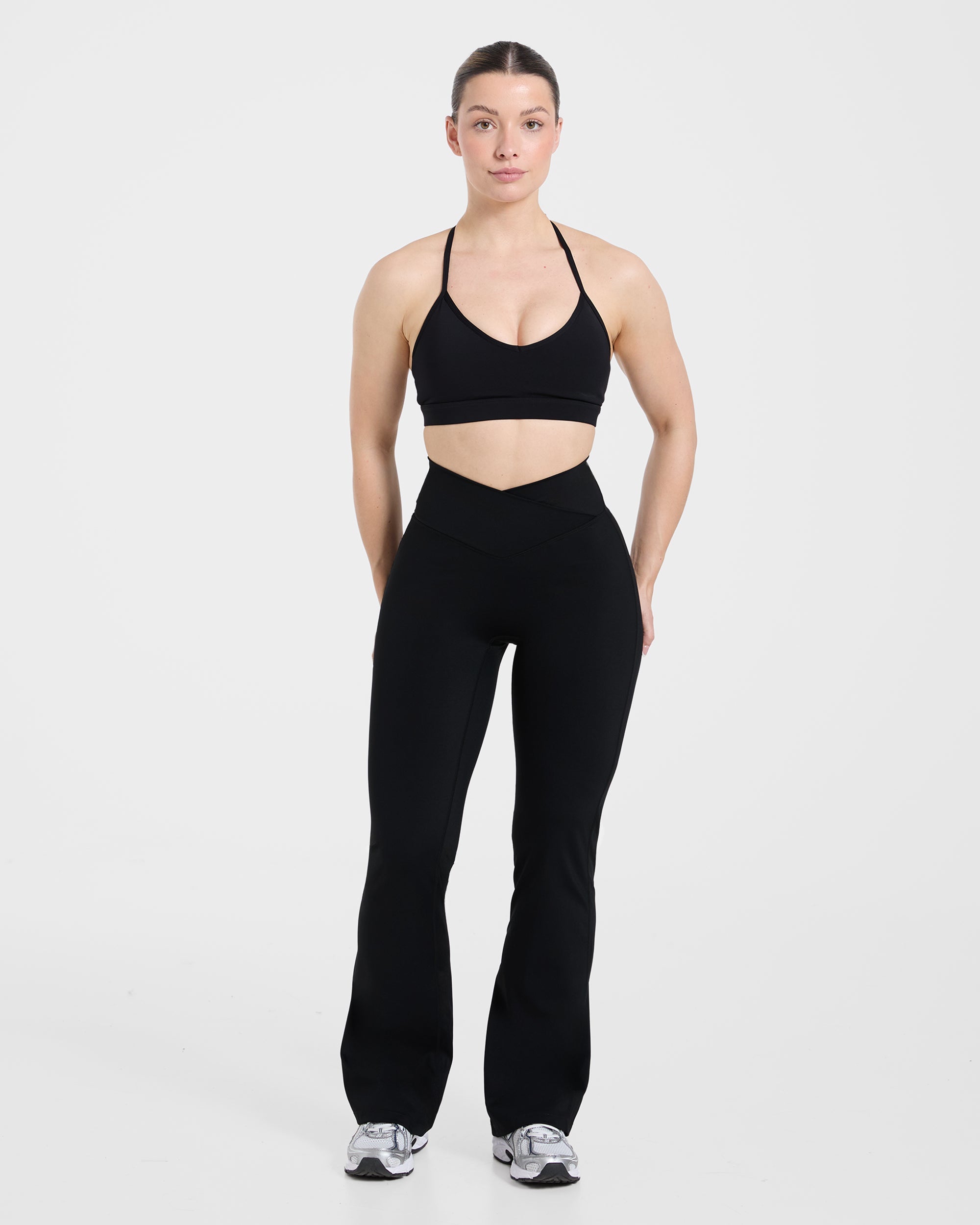 Sculpt Wrap Flared Leggings - Zwart