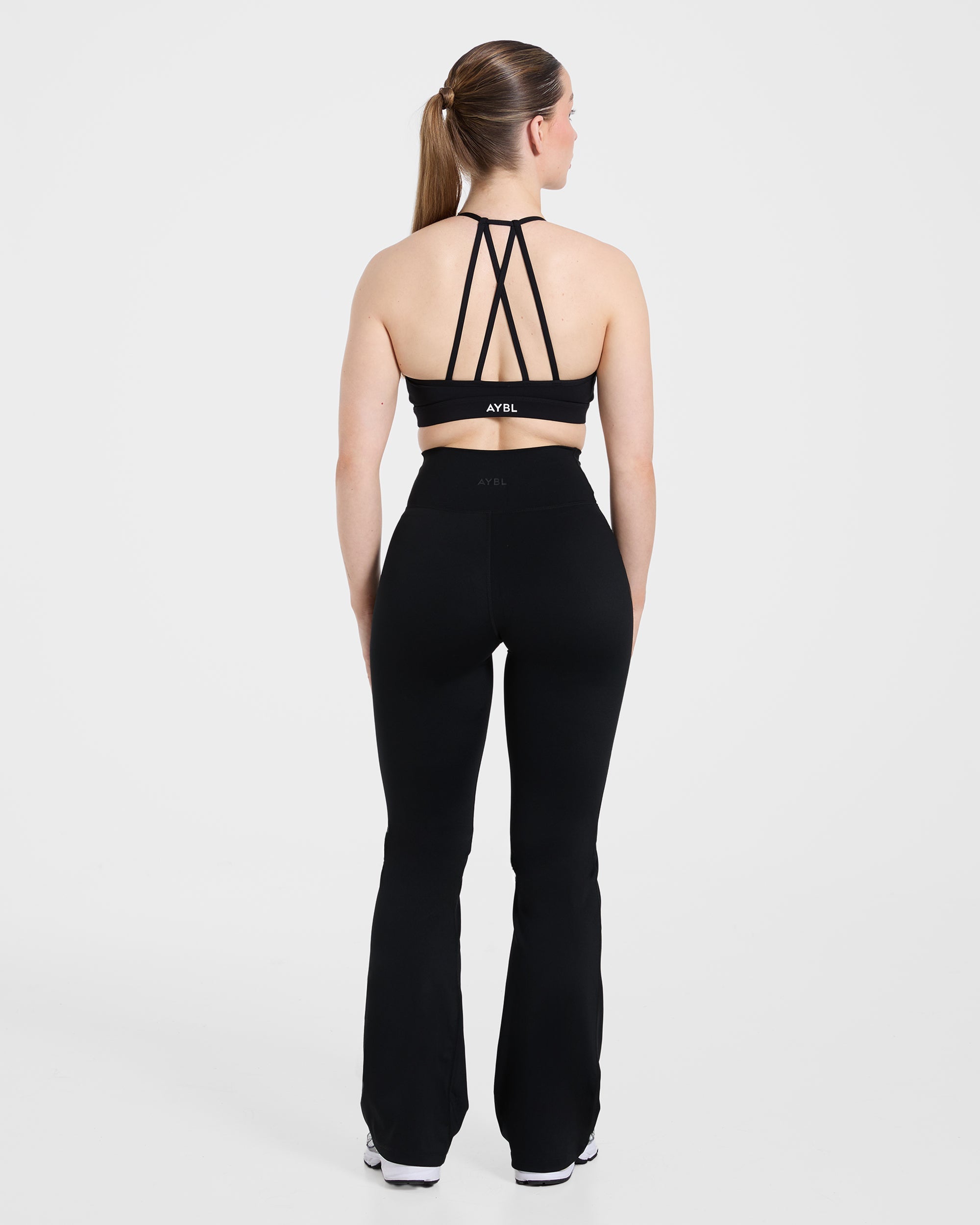 Sculpt Wrap Flared Leggings - Zwart