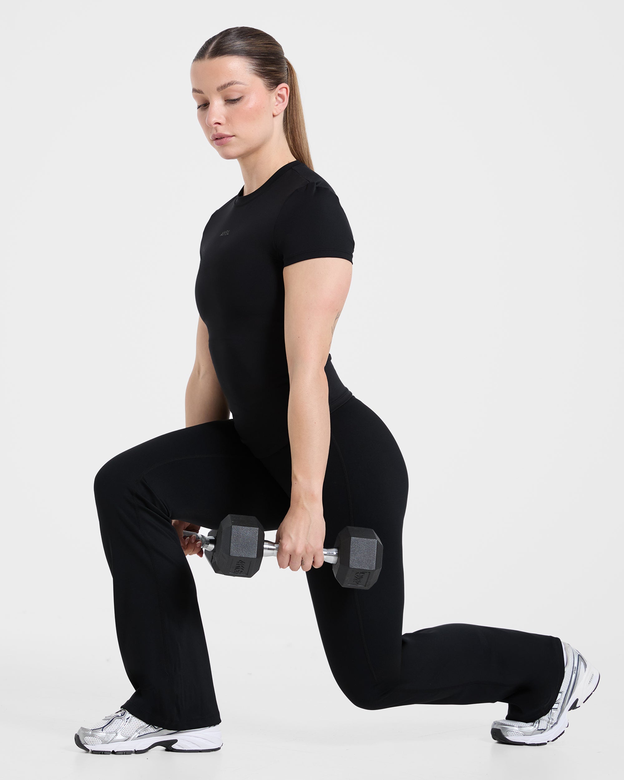 Sculpt Wrap Flared Leggings - Zwart