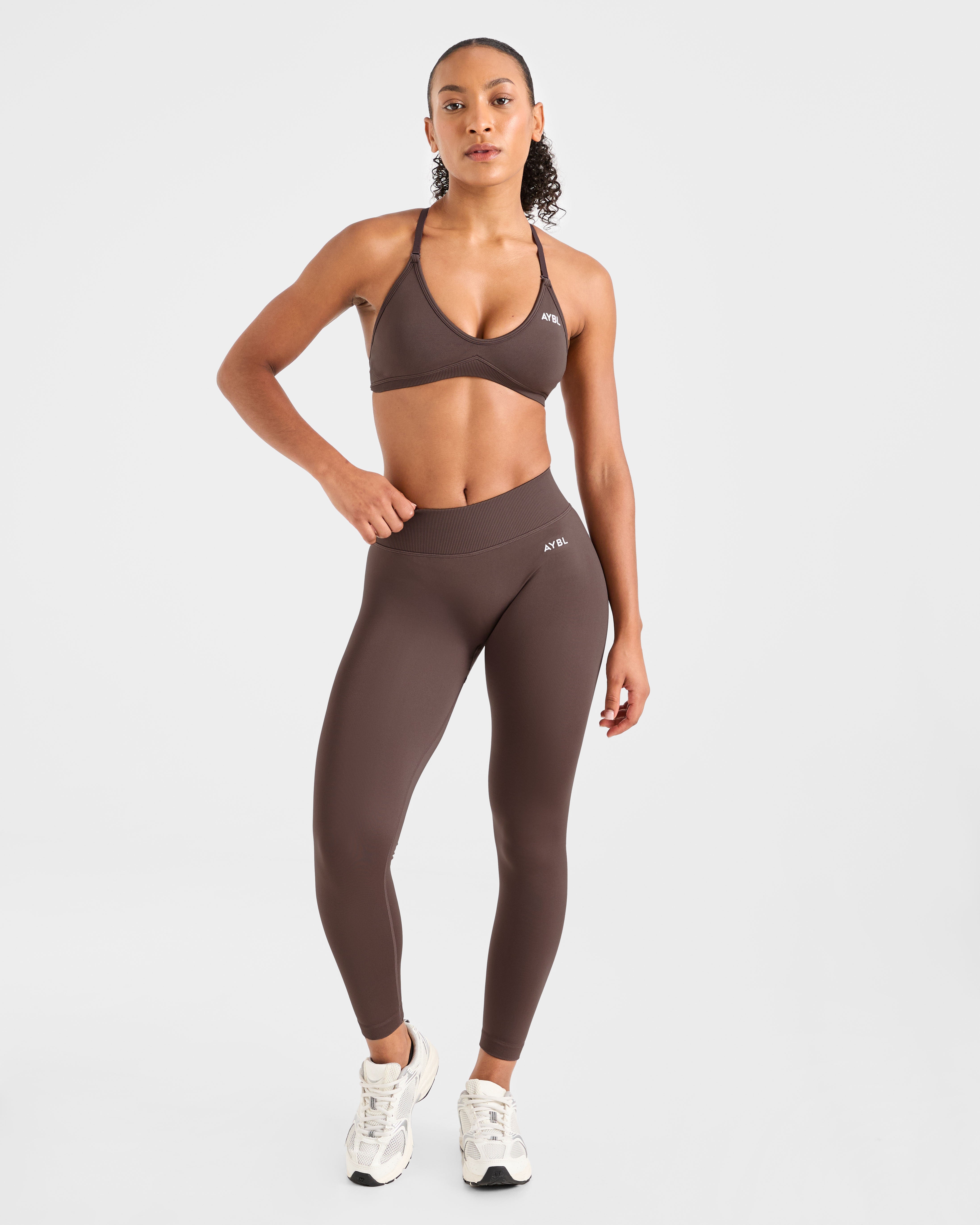 Adapt Seamless Strappy Sports Bra - Bruin