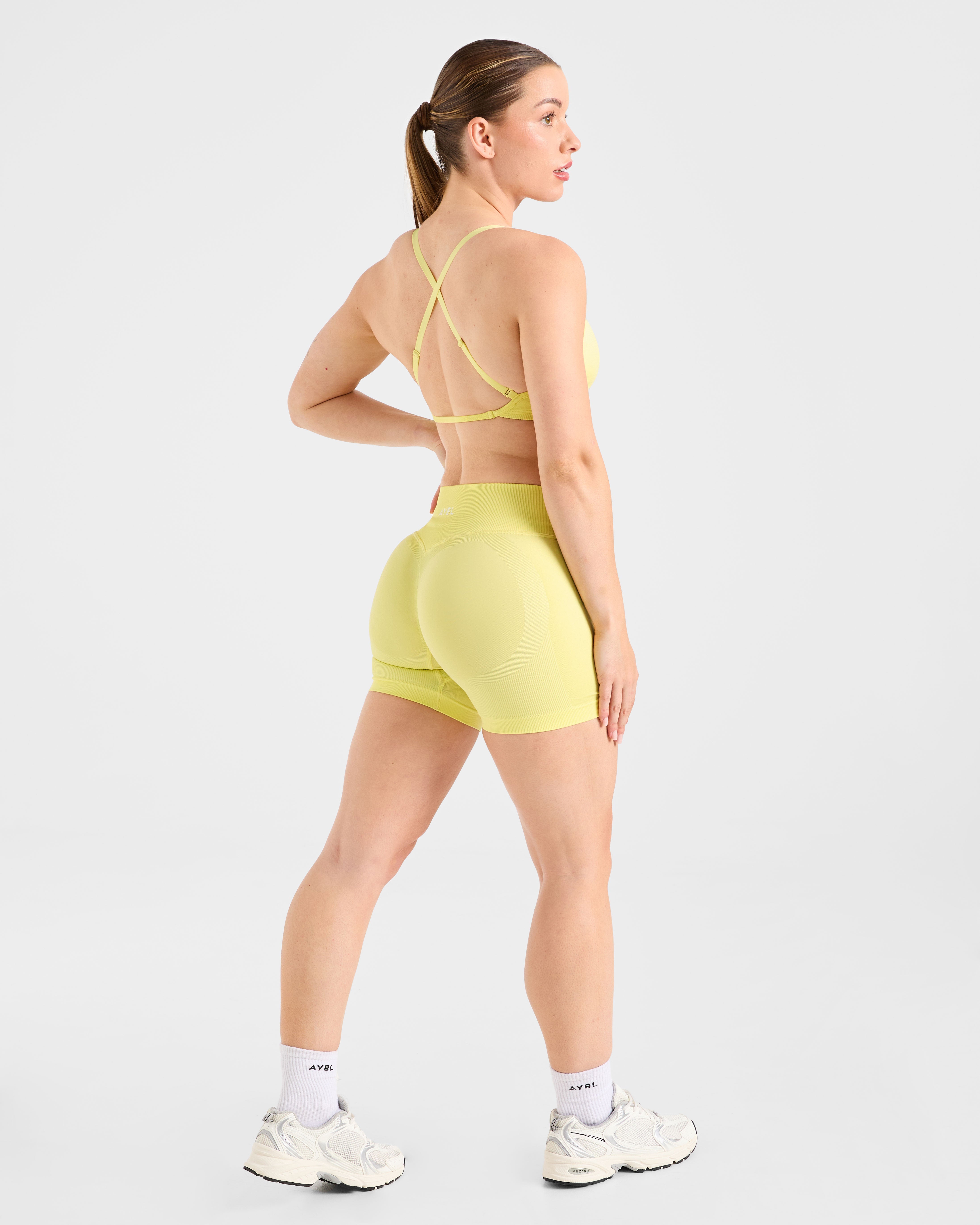 Adapt Seamless Strappy Sports Bra - Spring Geel