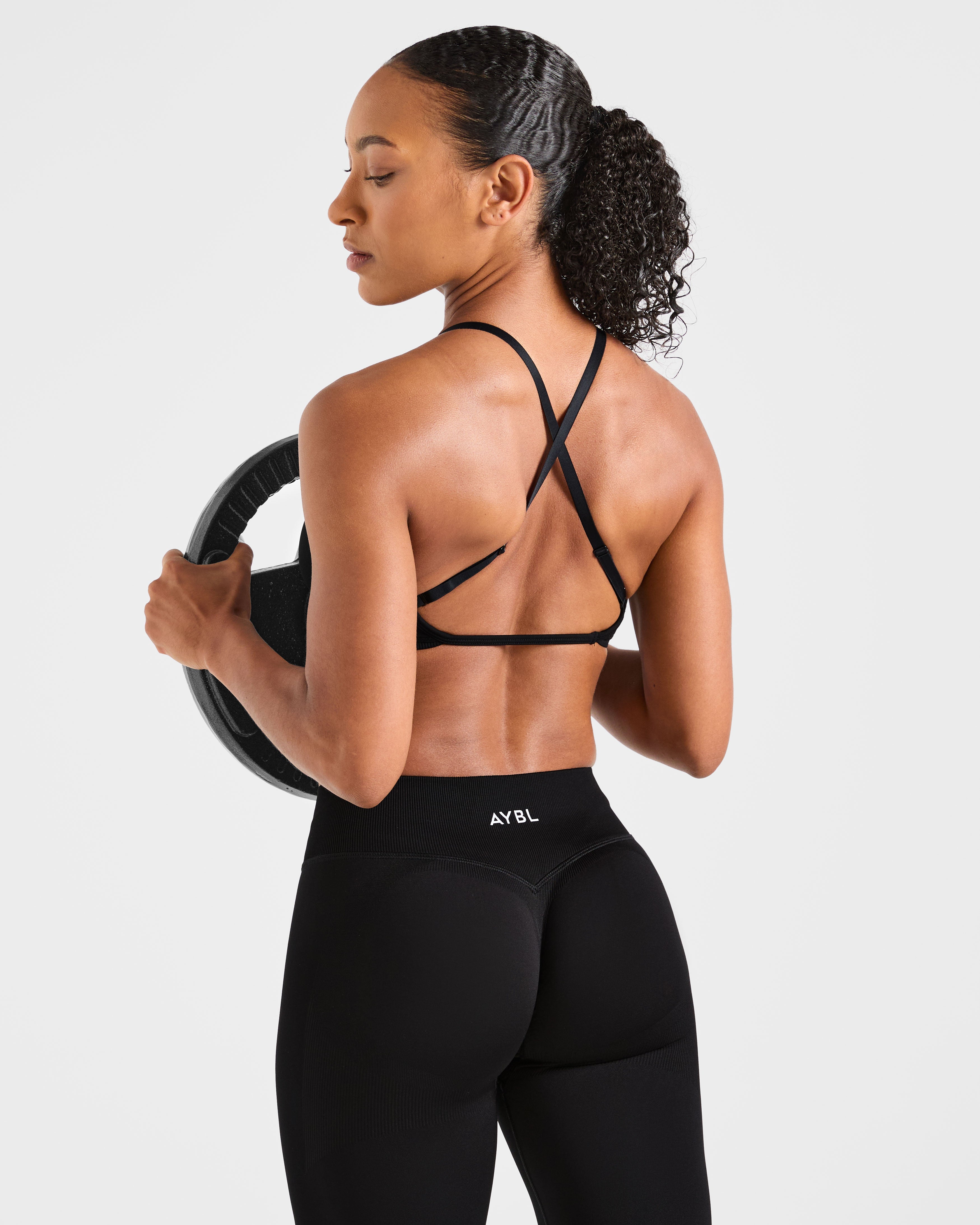 Adapt Seamless Strappy Sports Bra - Zwart