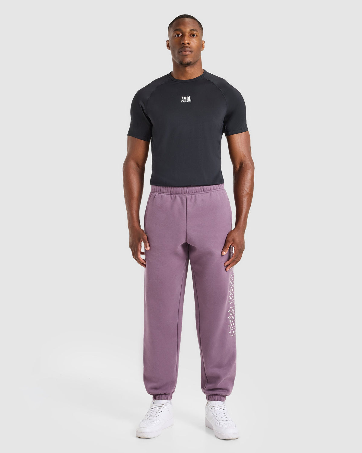 AYBL Iron Club Compression Relaxed T Shirt - Zwart