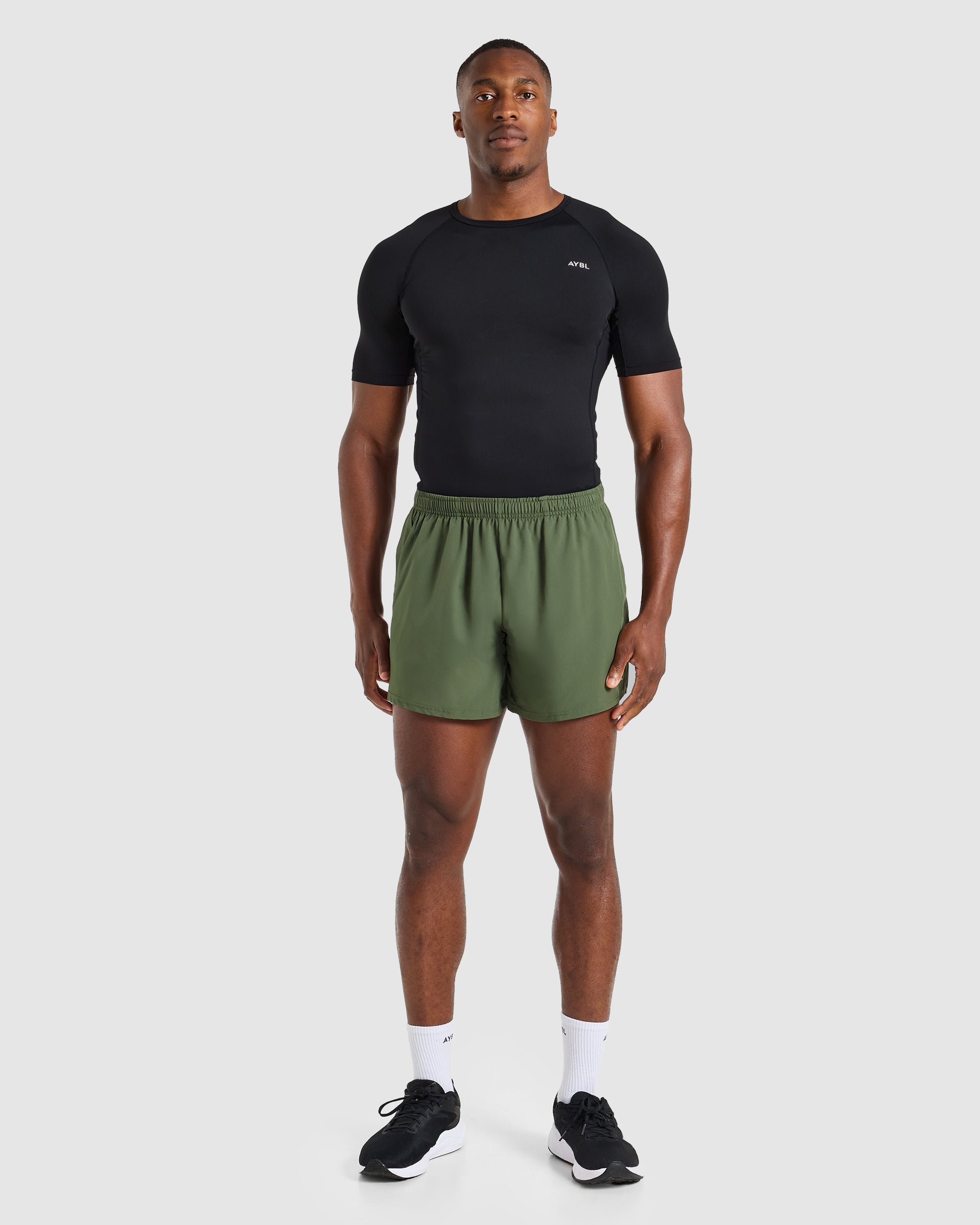 Core 5" Shorts - Army Groen