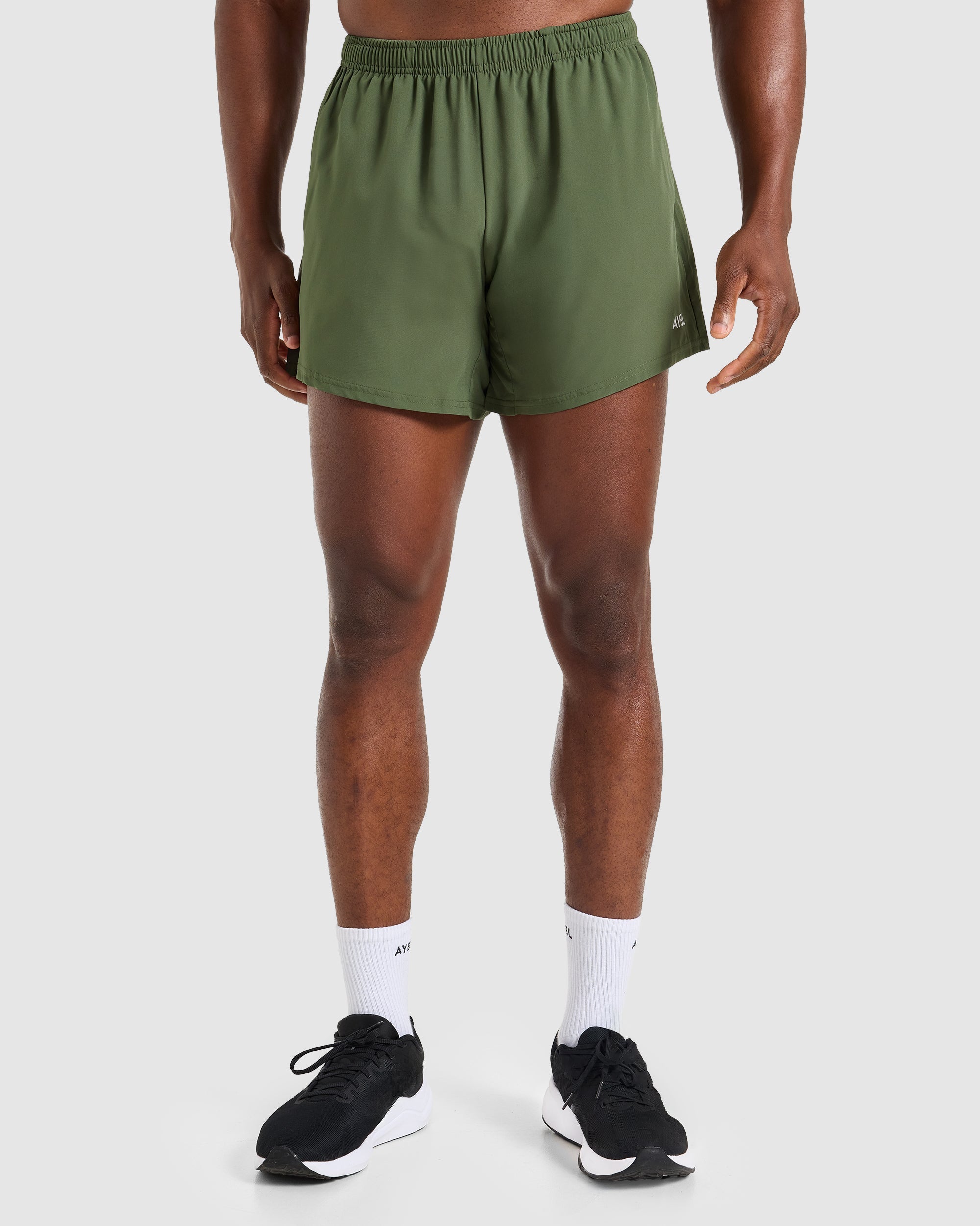Core 5" Shorts - Army Groen