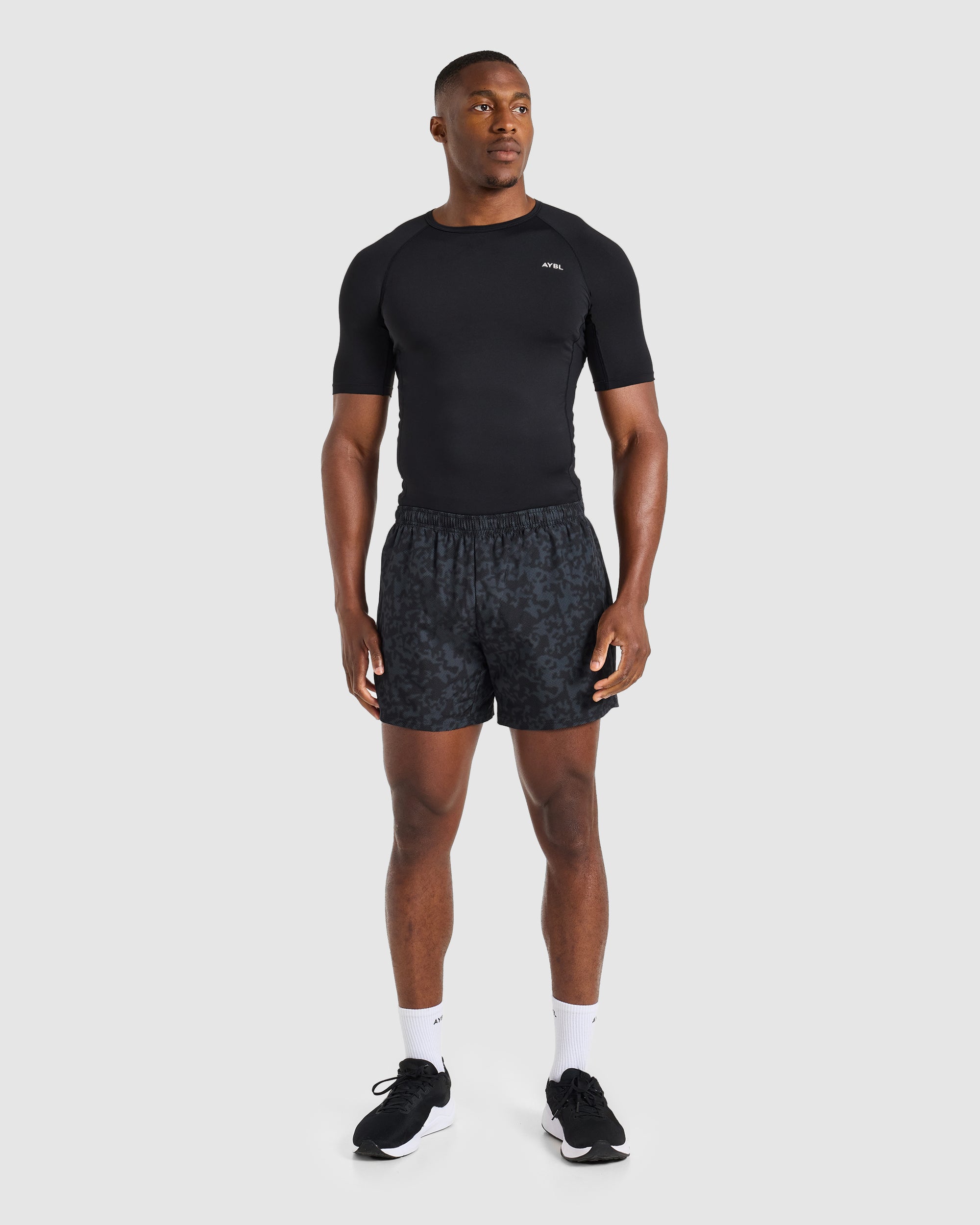 Core 5" Shorts - Zwart Camo