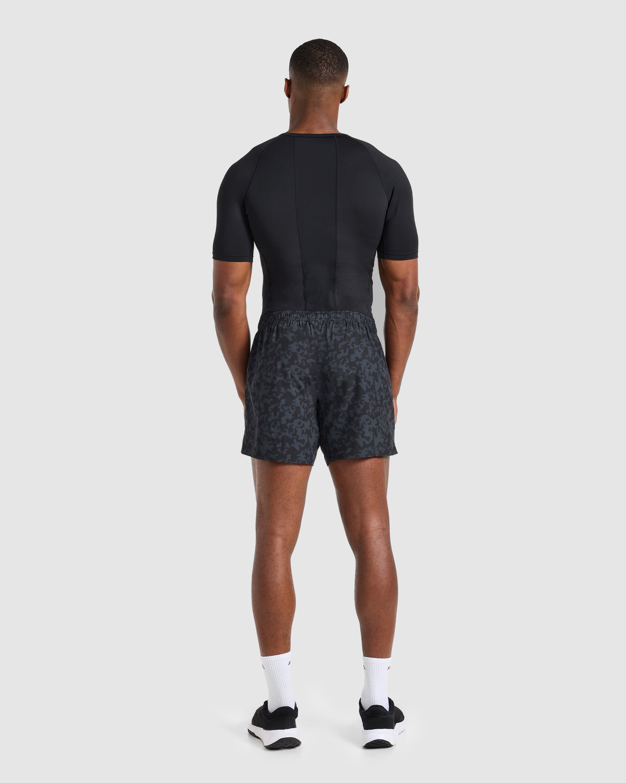 Core 5" Shorts - Zwart Camo