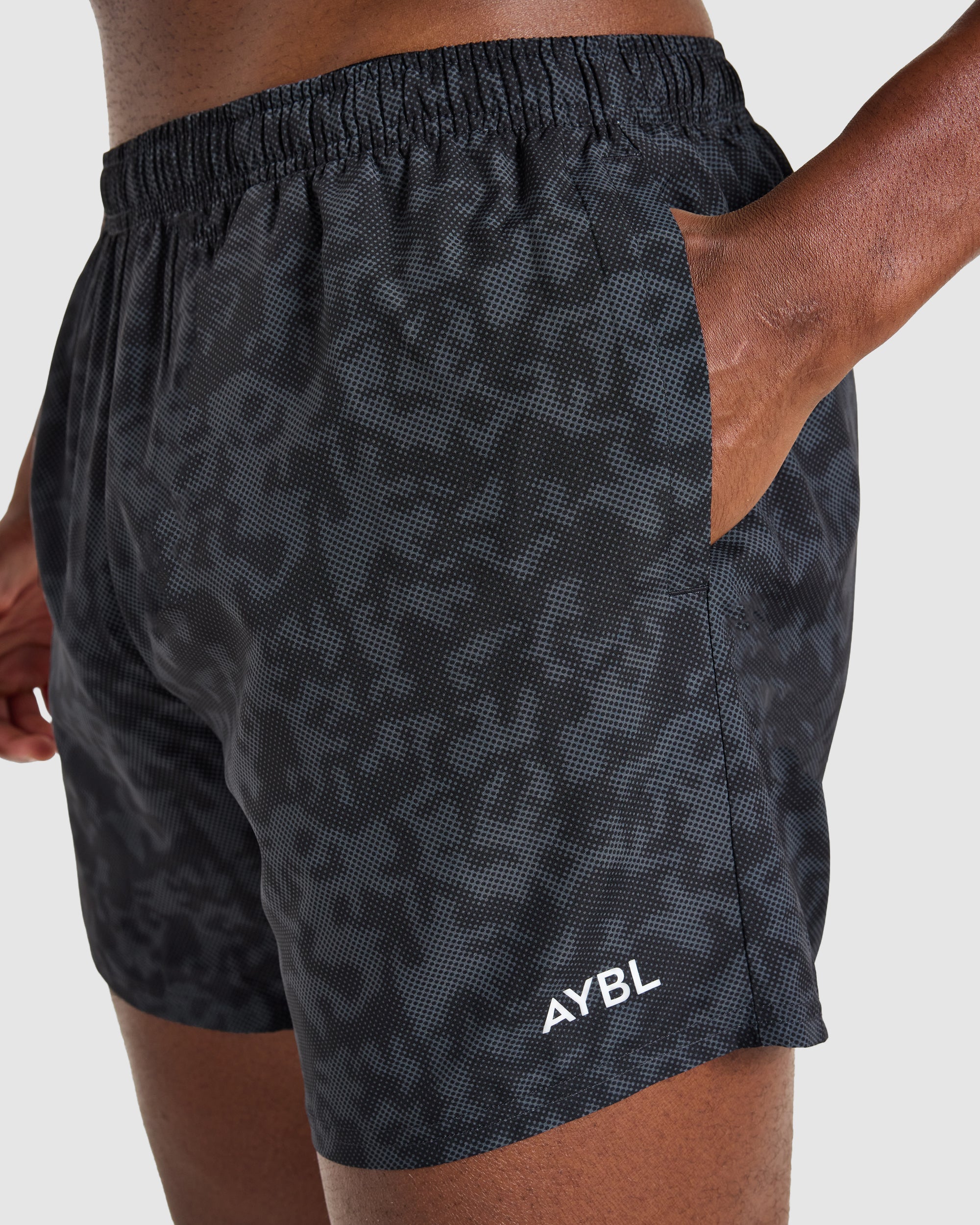Core 5" Shorts - Zwart Camo