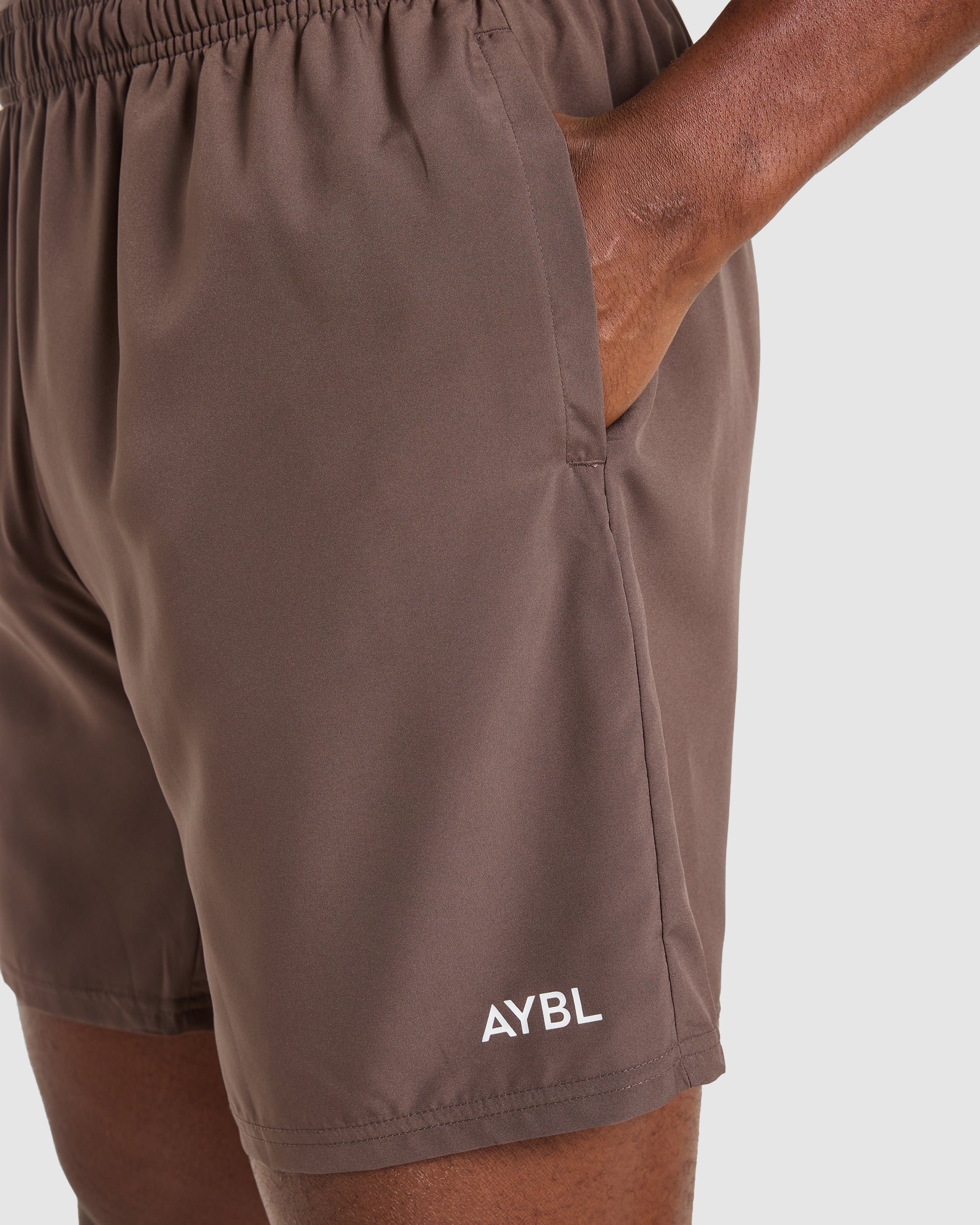Core 7" Shorts - Soft Brown