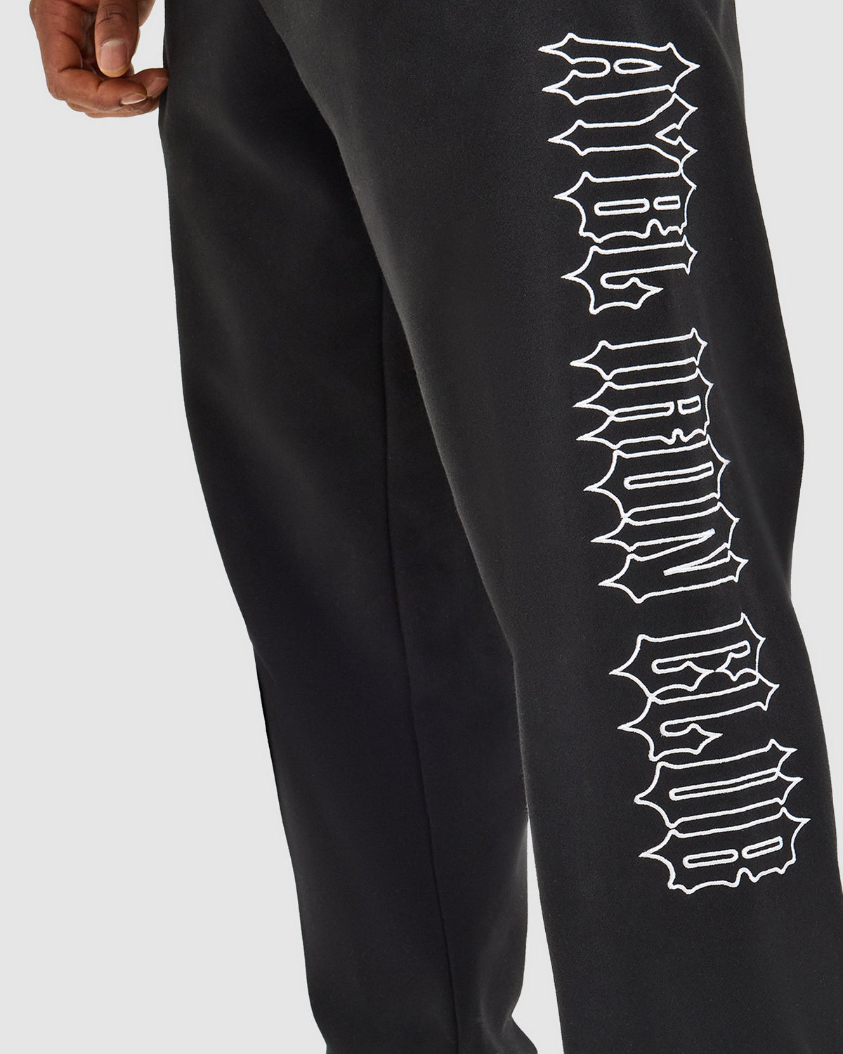 AYBL Iron Club Oversized Joggers - Zwart