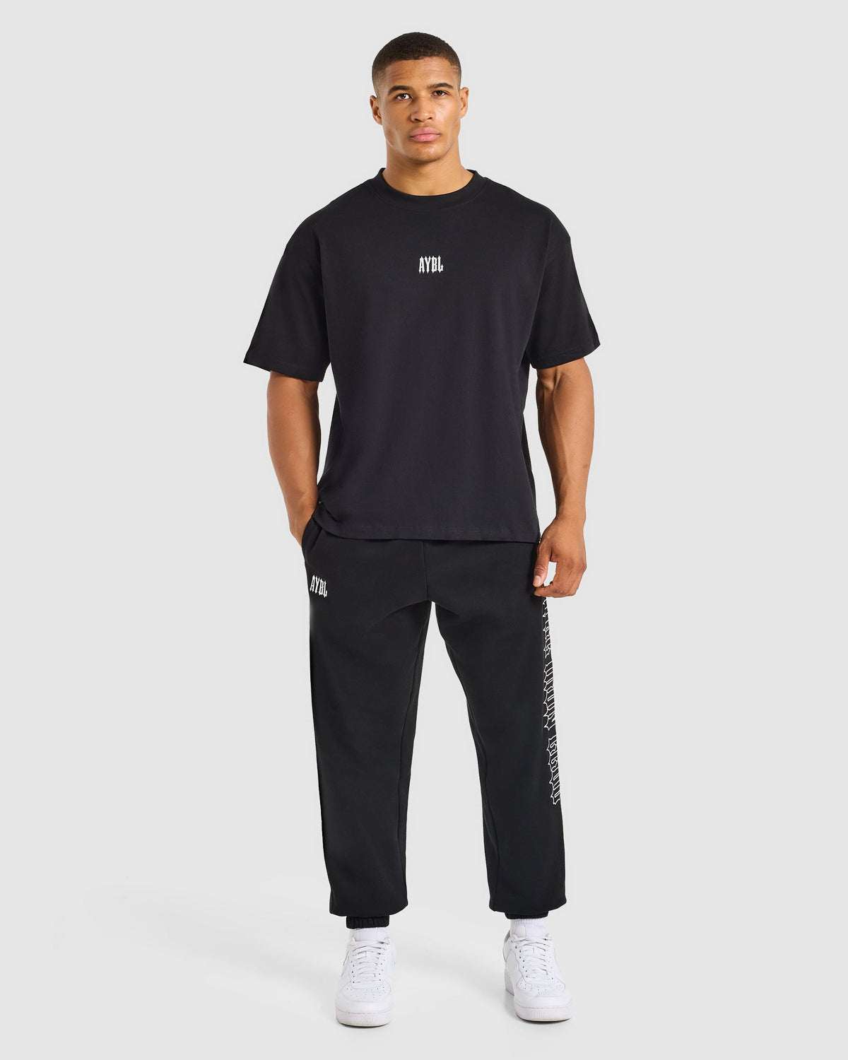 AYBL Iron Club Oversized Joggers - Zwart