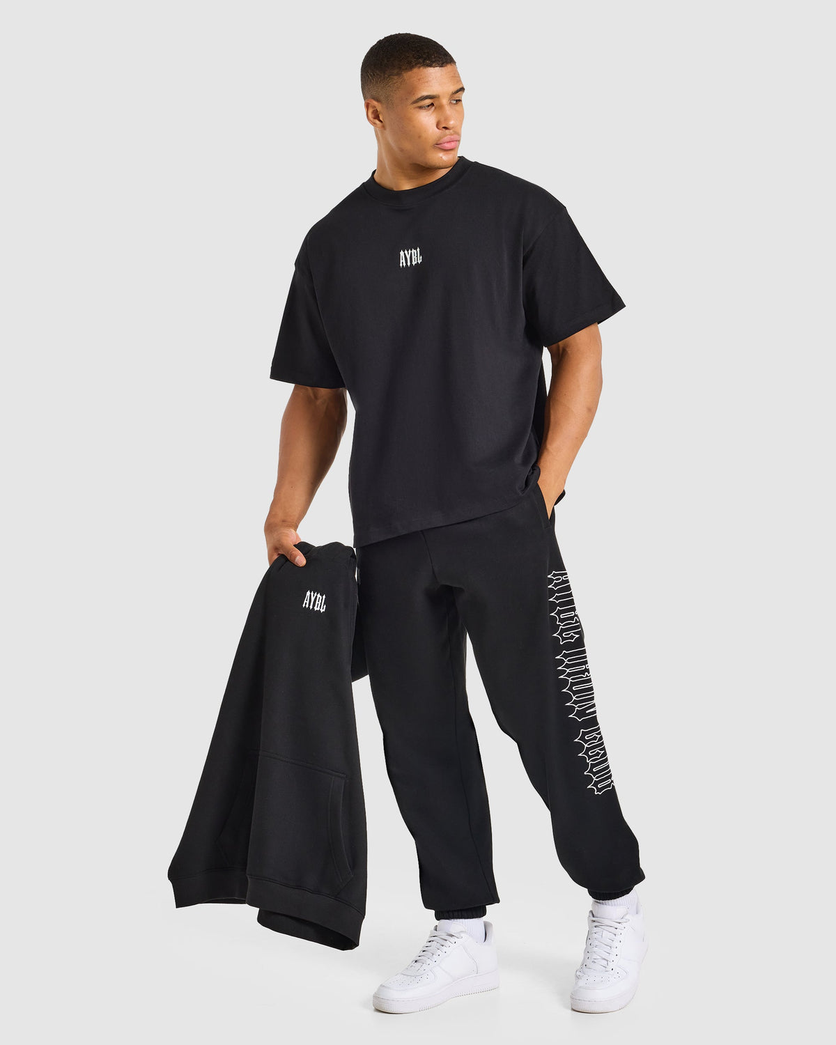 AYBL Iron Club Oversized Joggers - Zwart