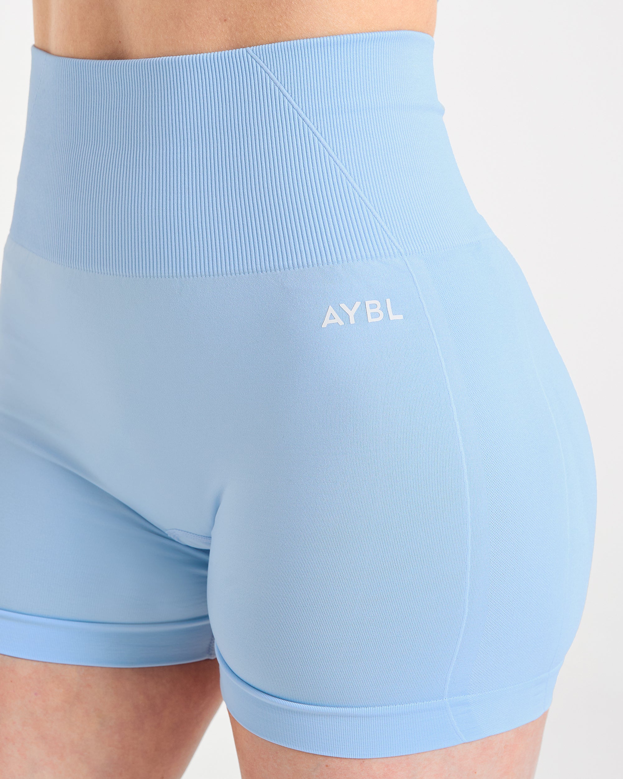 Empower Seamless Shorts - Sky Blauw