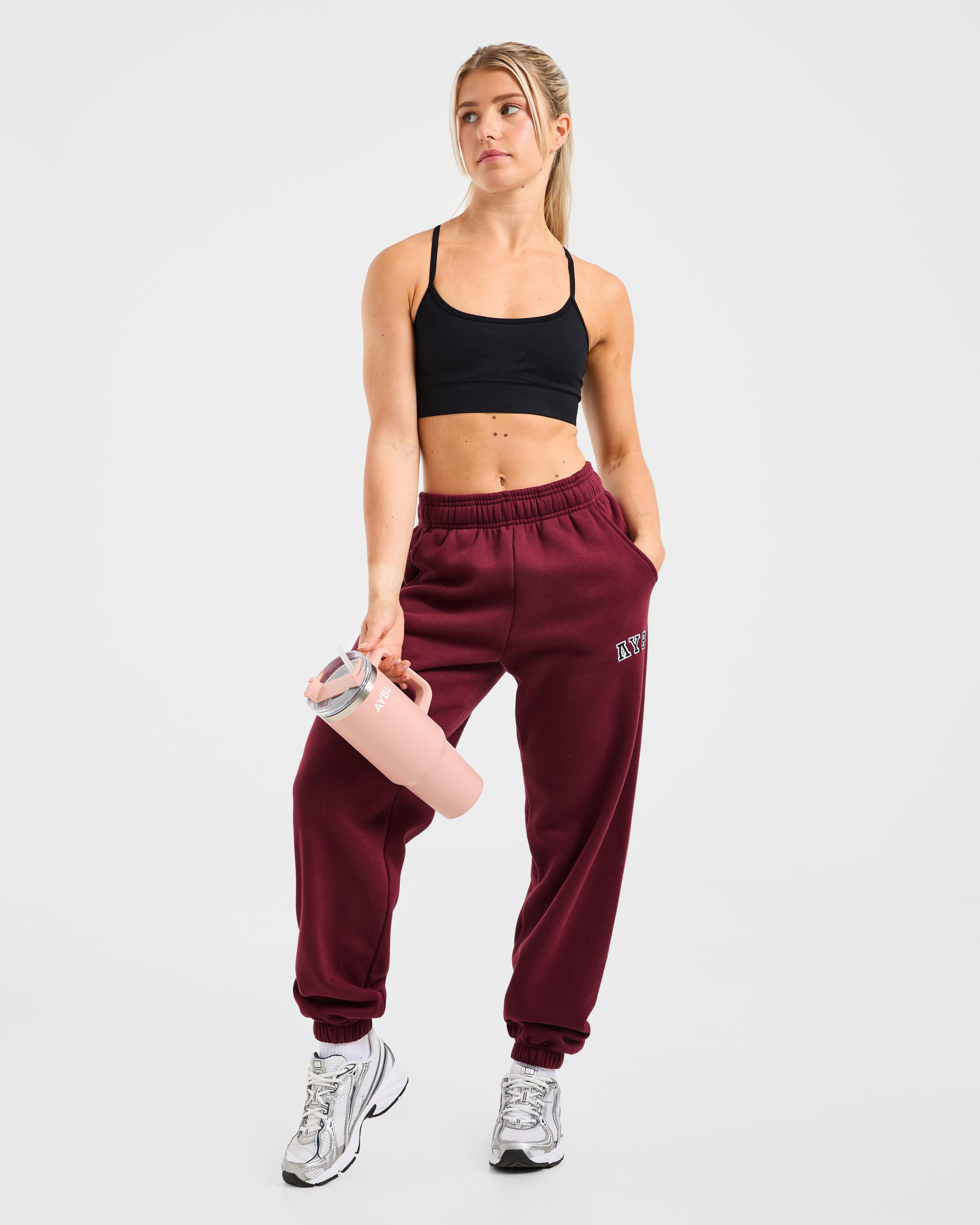 Varsity 2.0 Oversized Joggers - Rood Wine