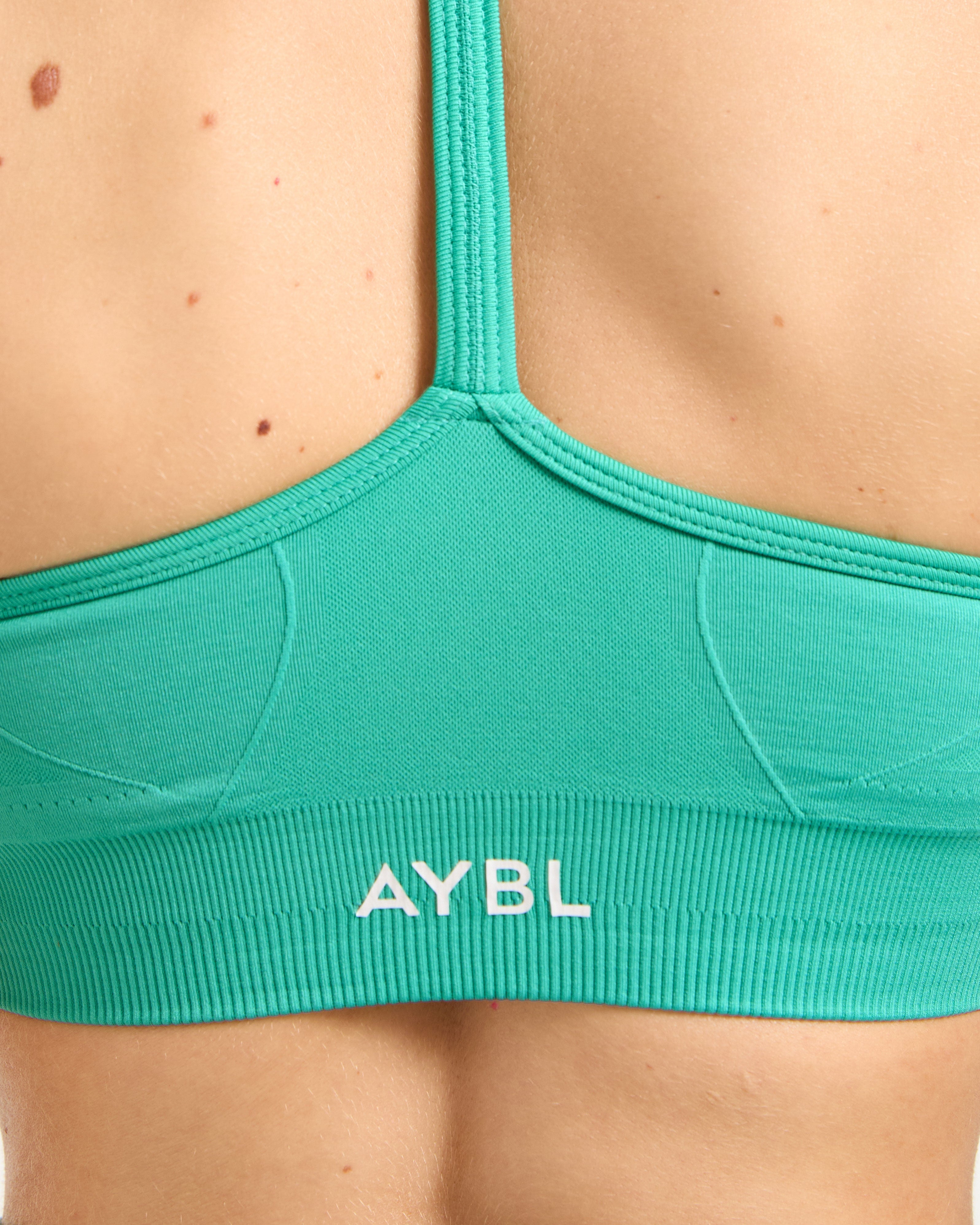 Empower Seamless Sports Bra - Jade Groen
