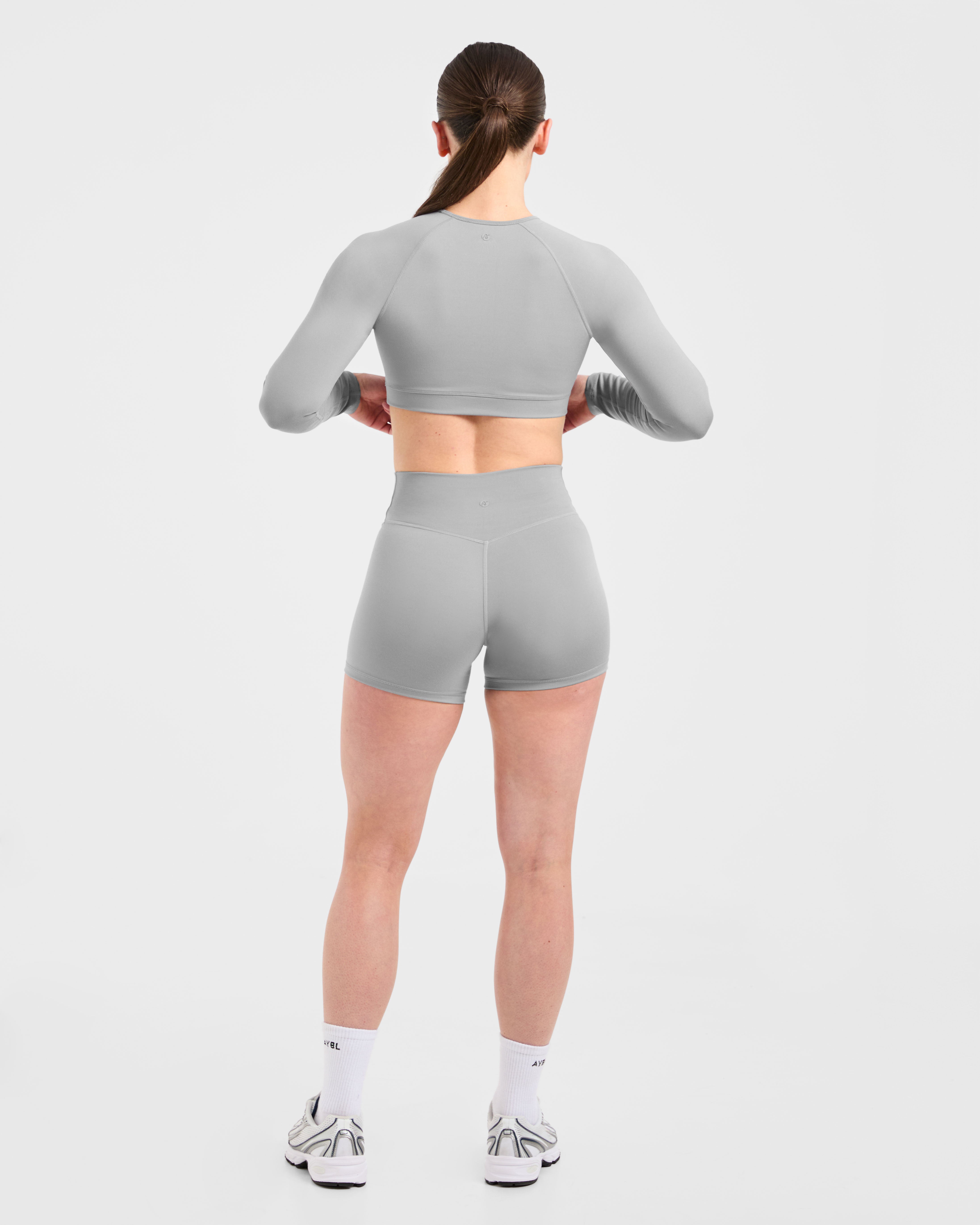 Staple Long Sleeve Crop Top - Grijs