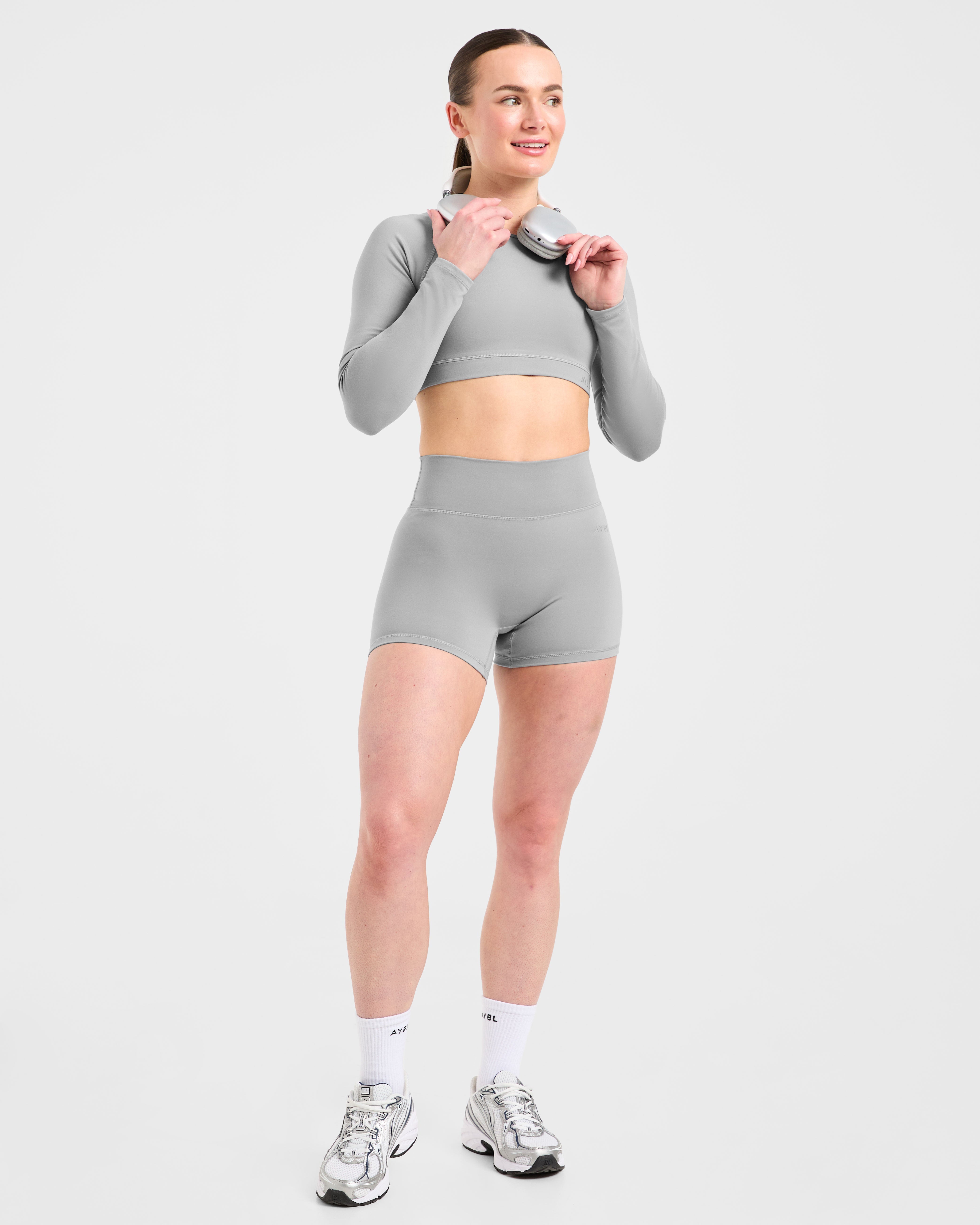 Staple Long Sleeve Crop Top - Grijs