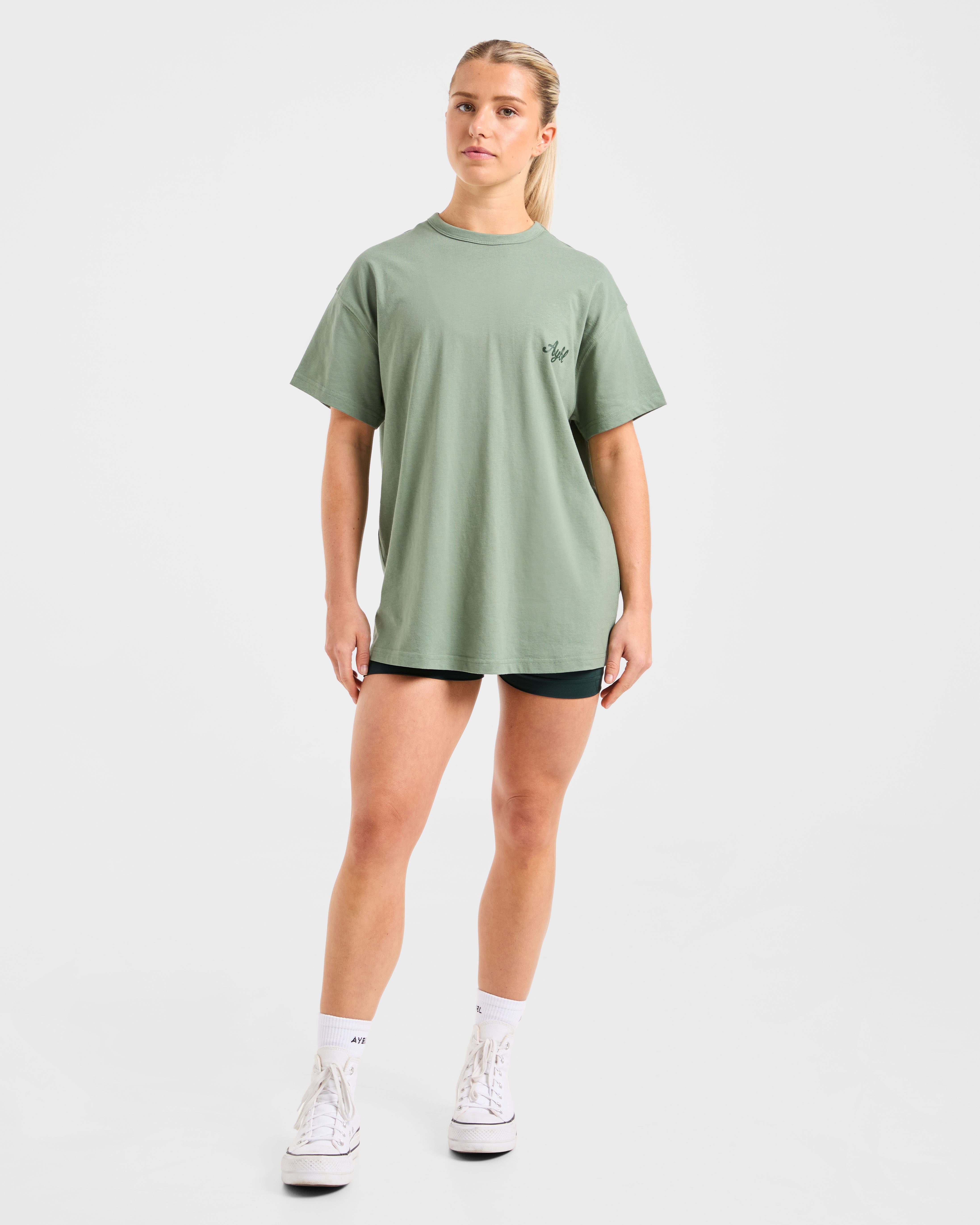 Body Achieve Mind Believe Oversized T Shirt - Groen