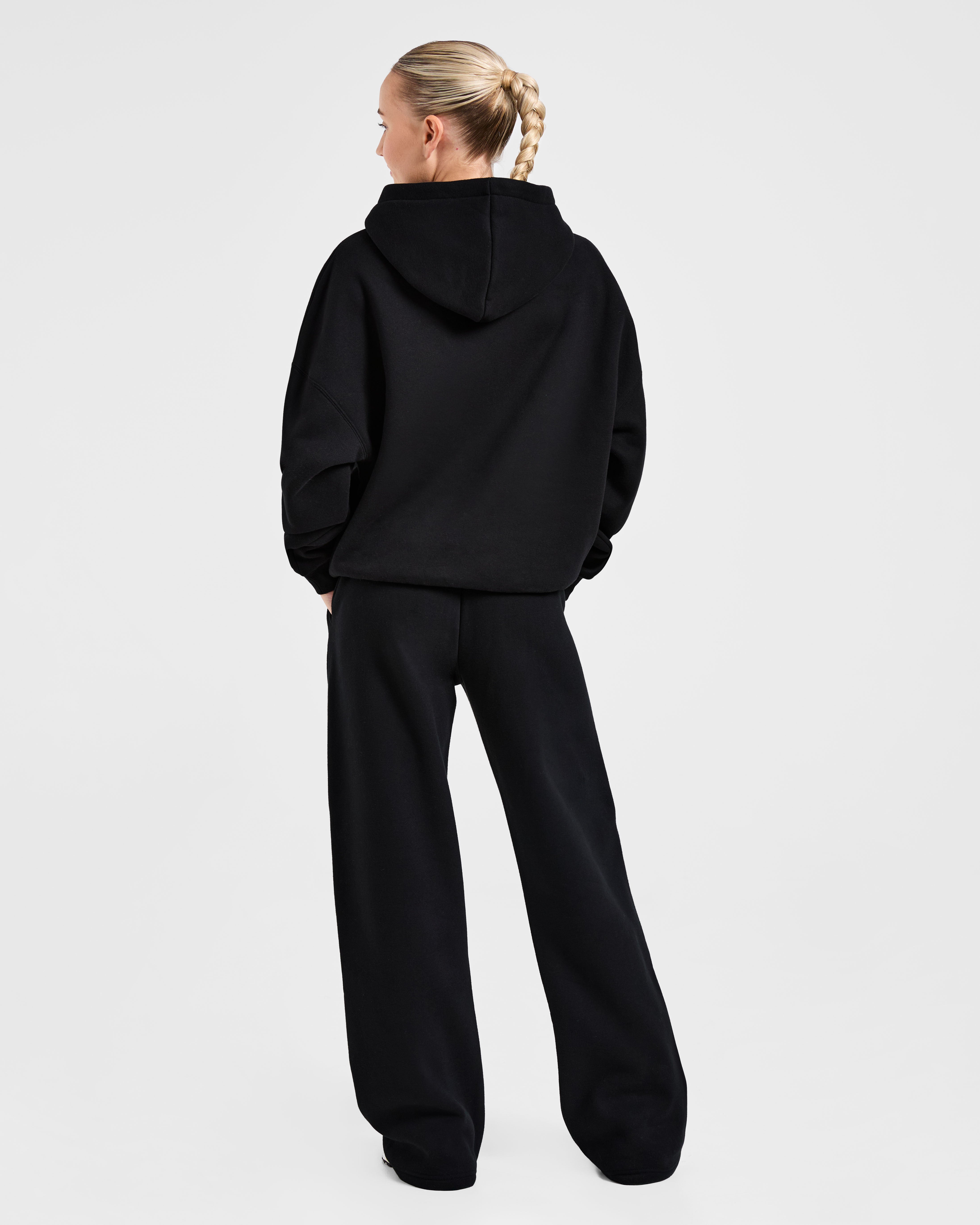 Classic Plush Oversized Straight Leg Joggers - Zwart