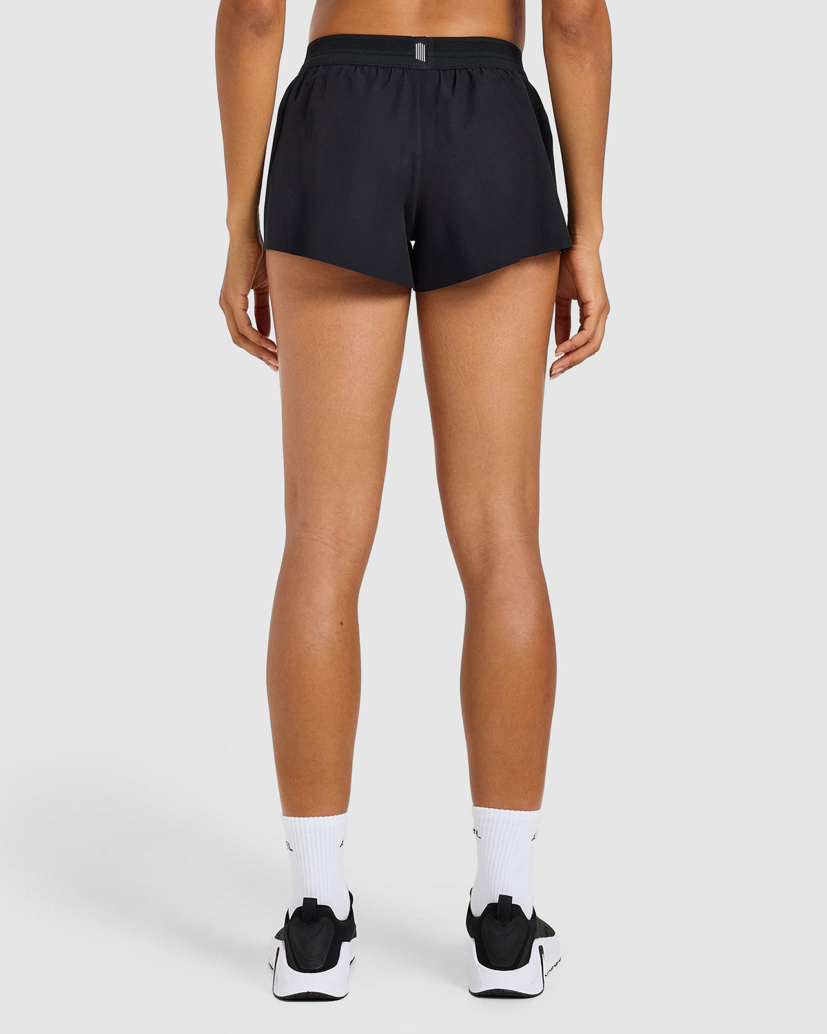 Run Low Rise 3" Shorts - Zwart