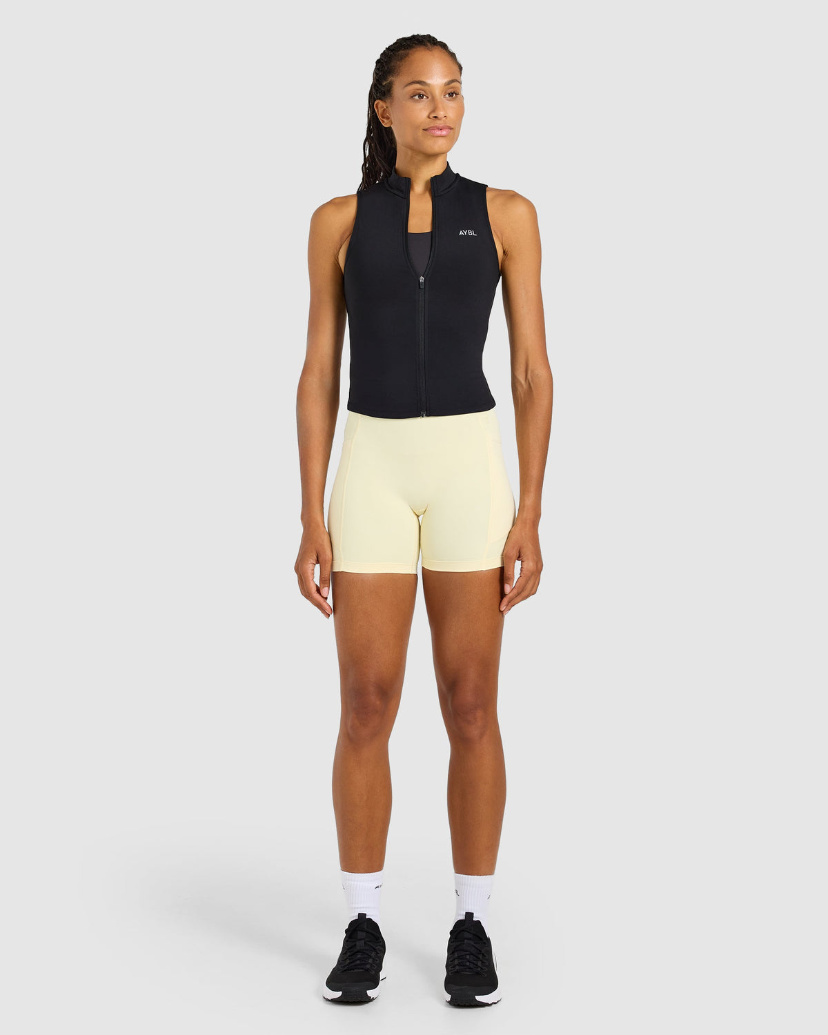 Run Pocket Shorts - Butter Geel