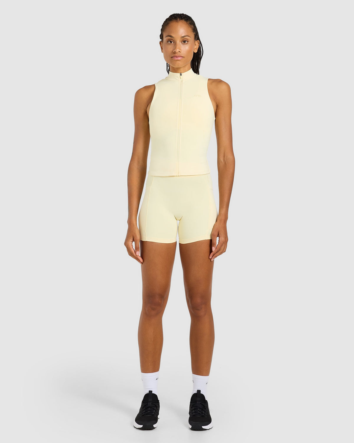 Run Sleeveless Zip Up Jacket - Butter Geel