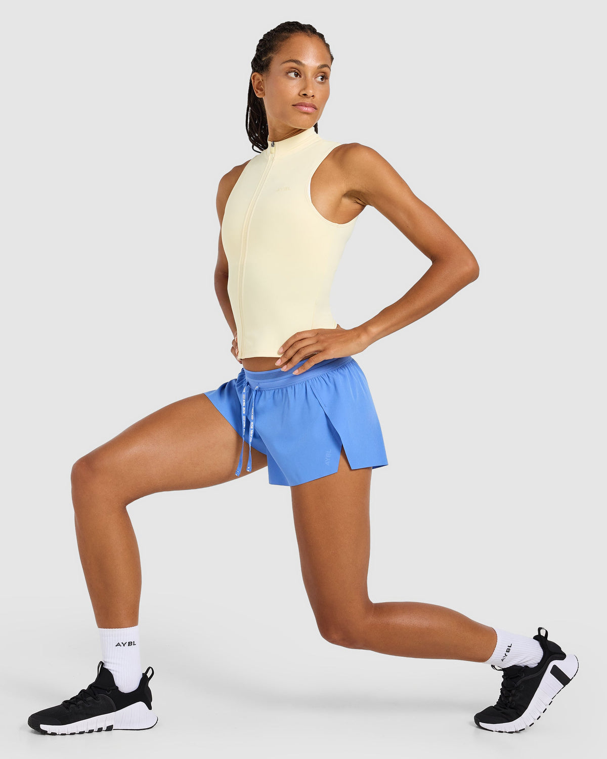 Run Low Rise 3" Shorts - Cornflower Blauw