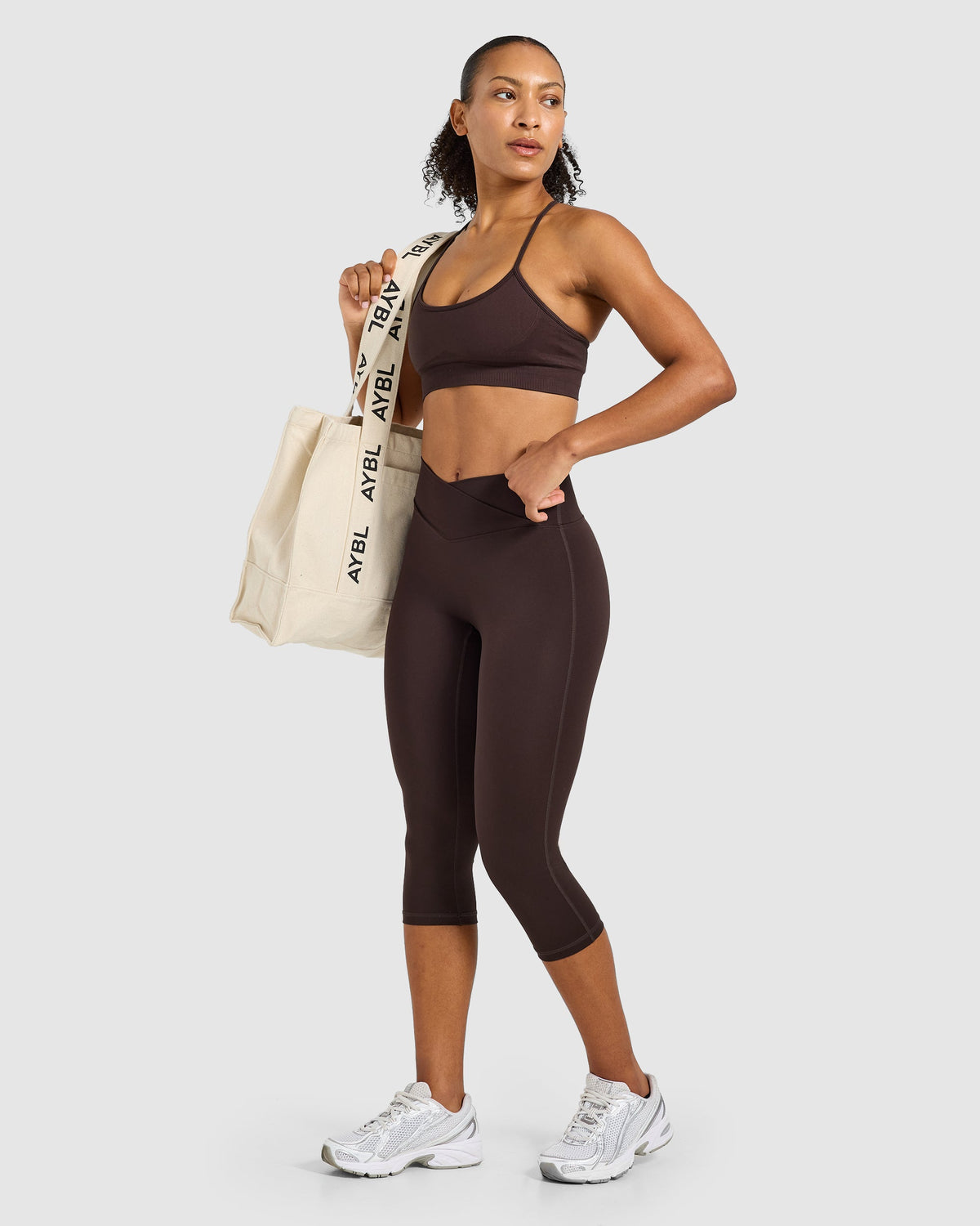 Sculpt Wrap Capri - Cocoa Bruin
