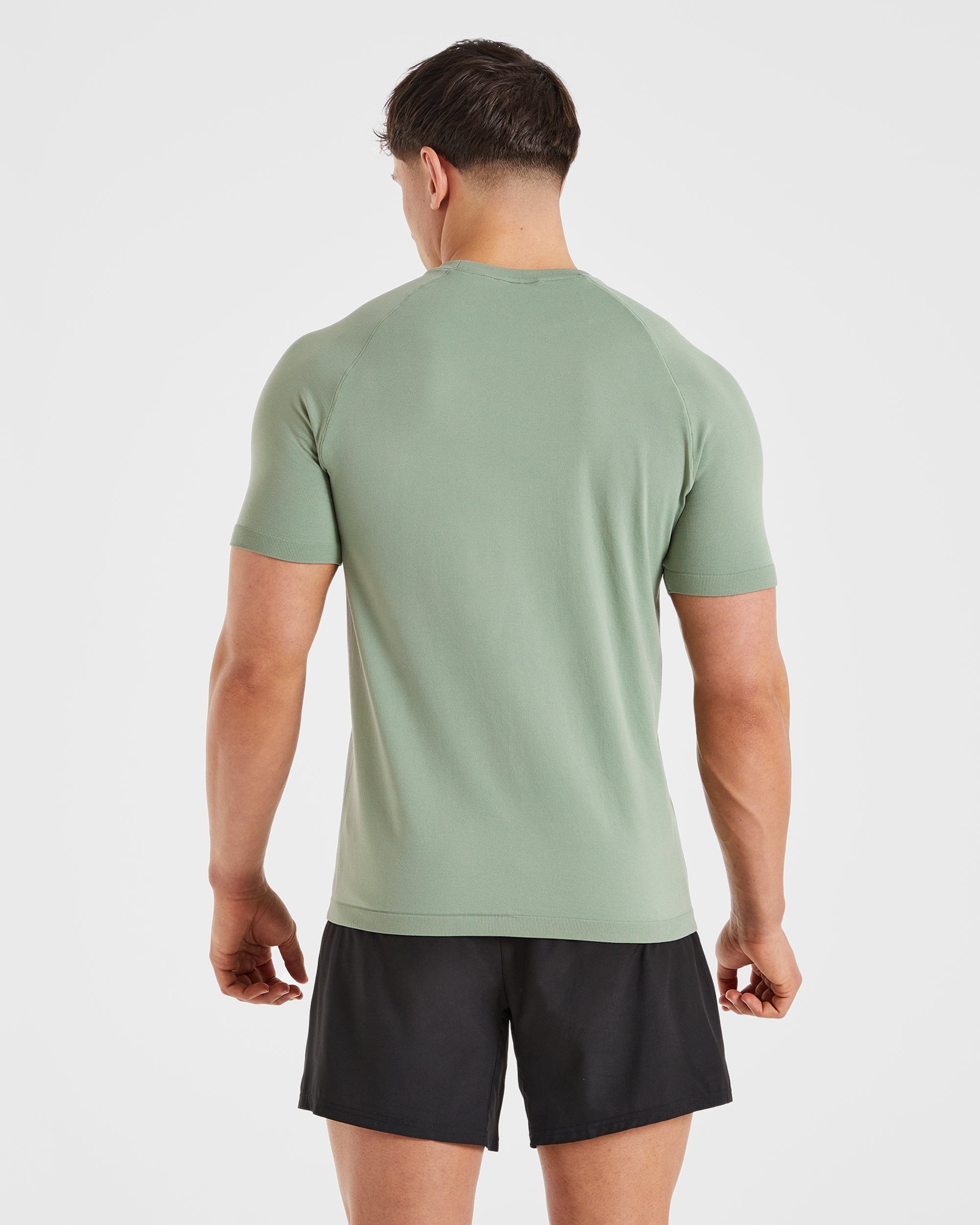 Ascend Seamless T Shirt - Olive Groente