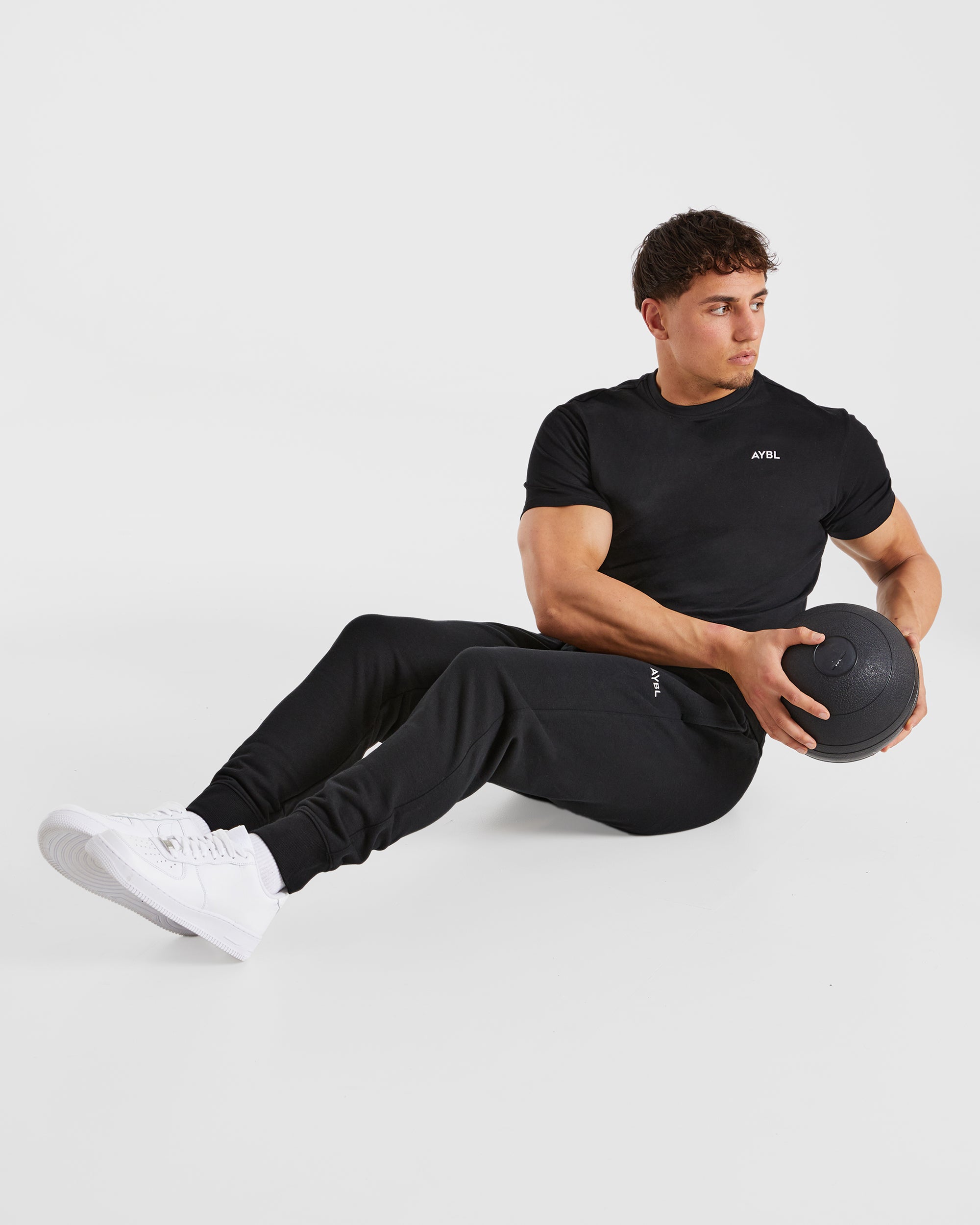Essential Joggers - Zwart