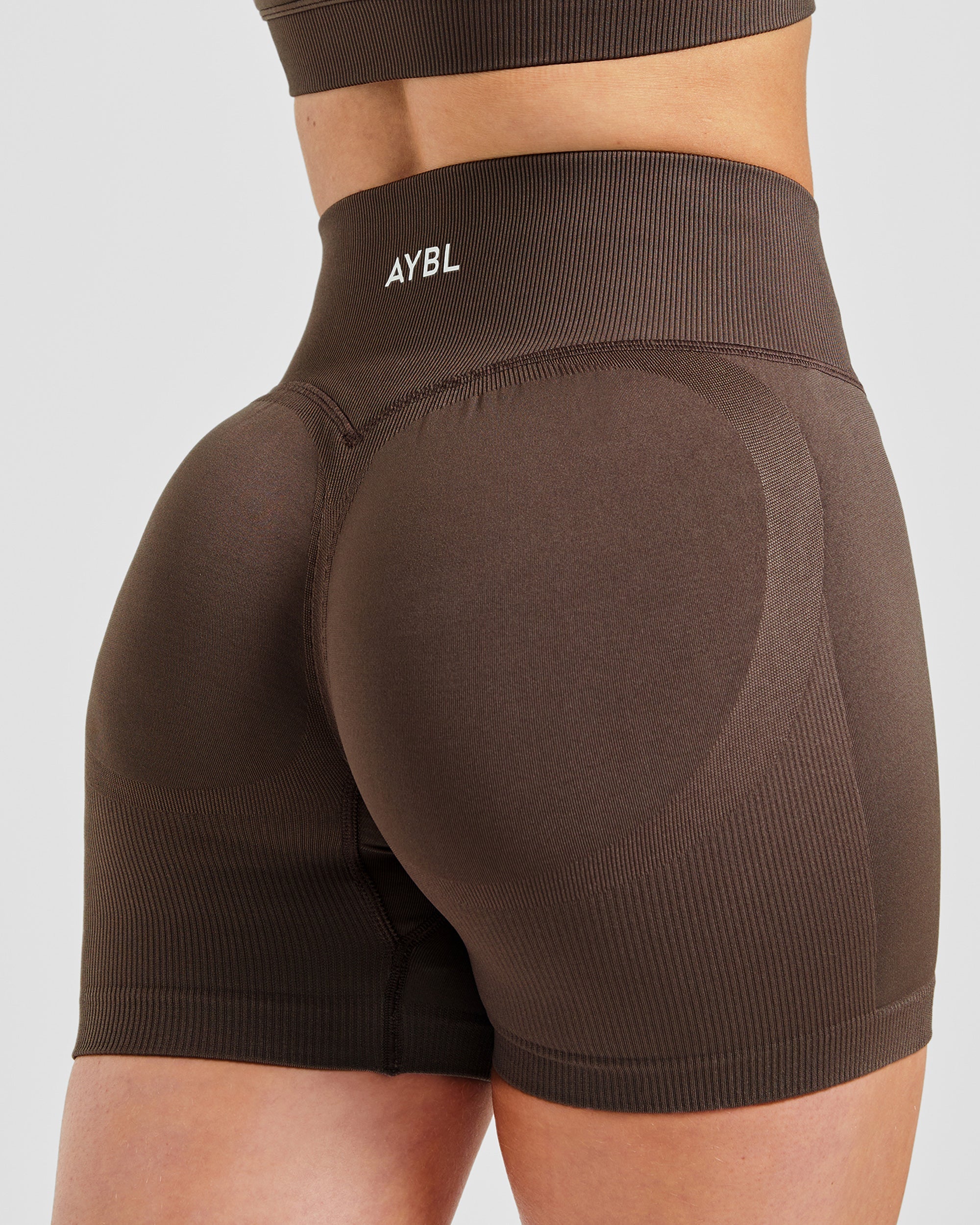 Adapt Seamless Shorts - Bruin