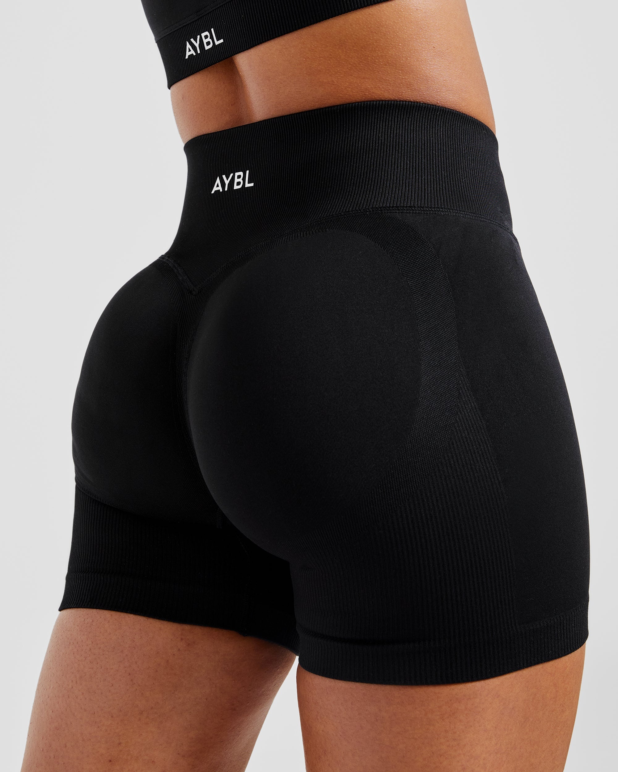 Adapt Seamless Shorts - Zwart