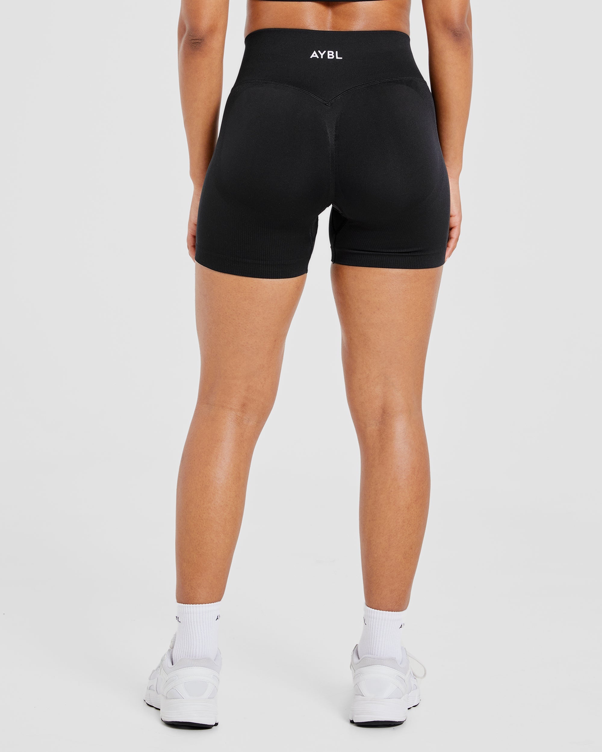 Adapt Seamless Shorts - Zwart