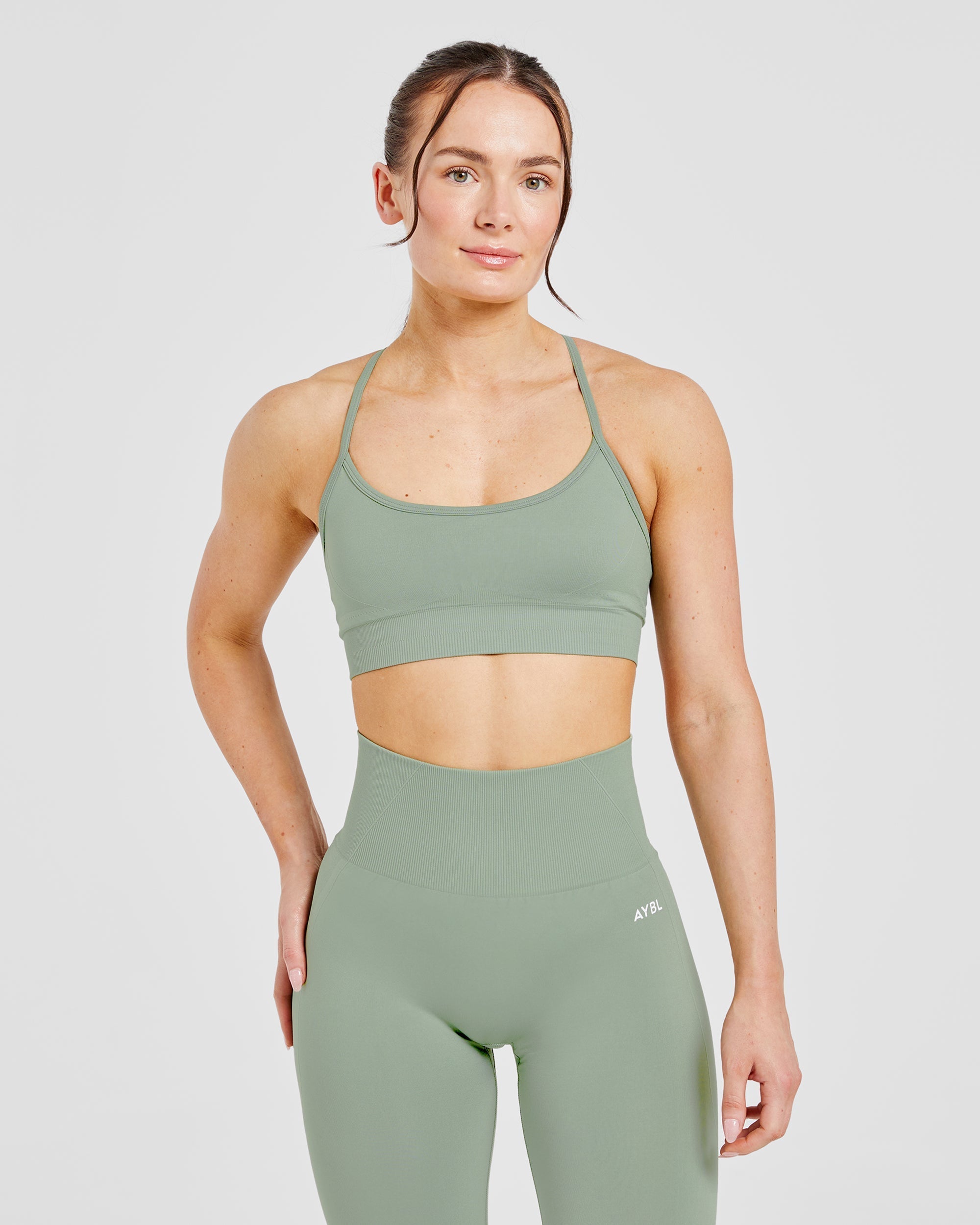 Empower Seamless Sports Bra - Grove Groen