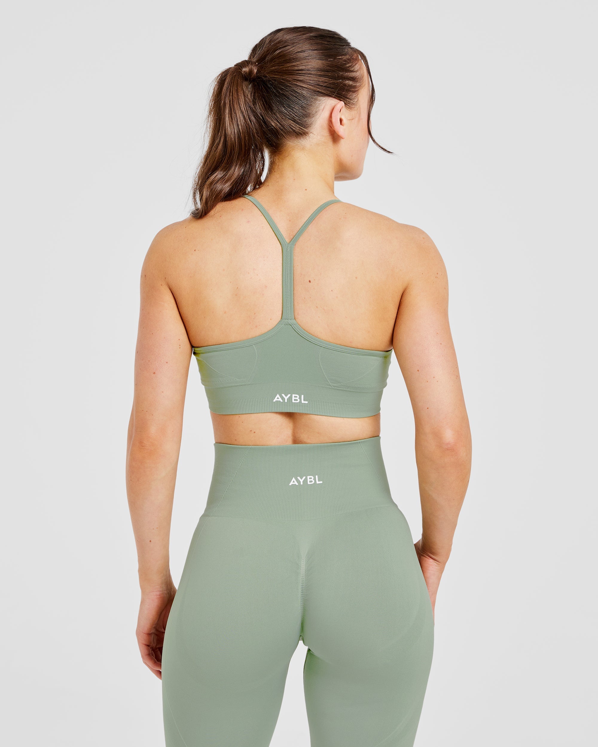 Empower Seamless Sports Bra - Grove Groen