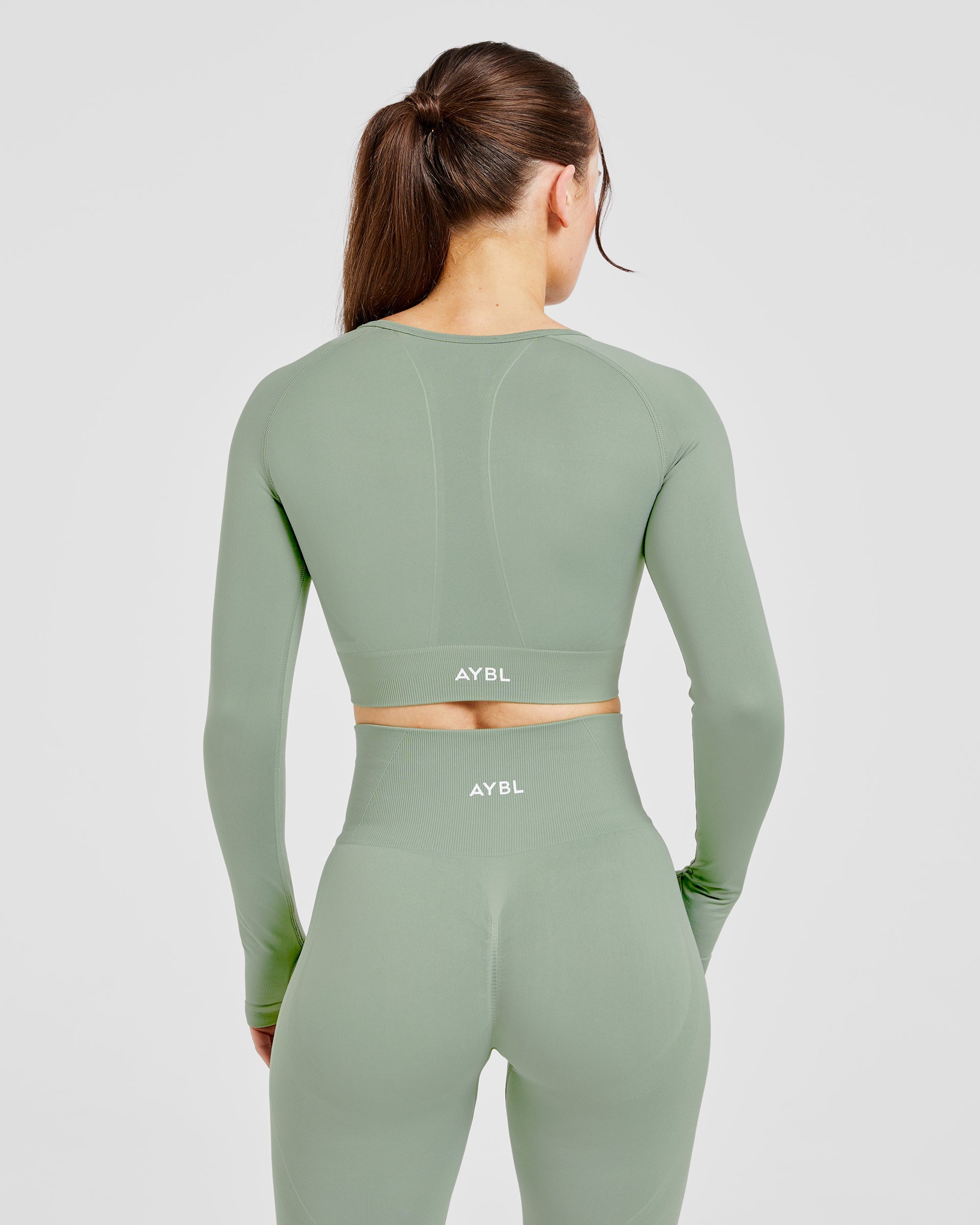 Empower Seamless Long Sleeve Crop Top - Grove Groen