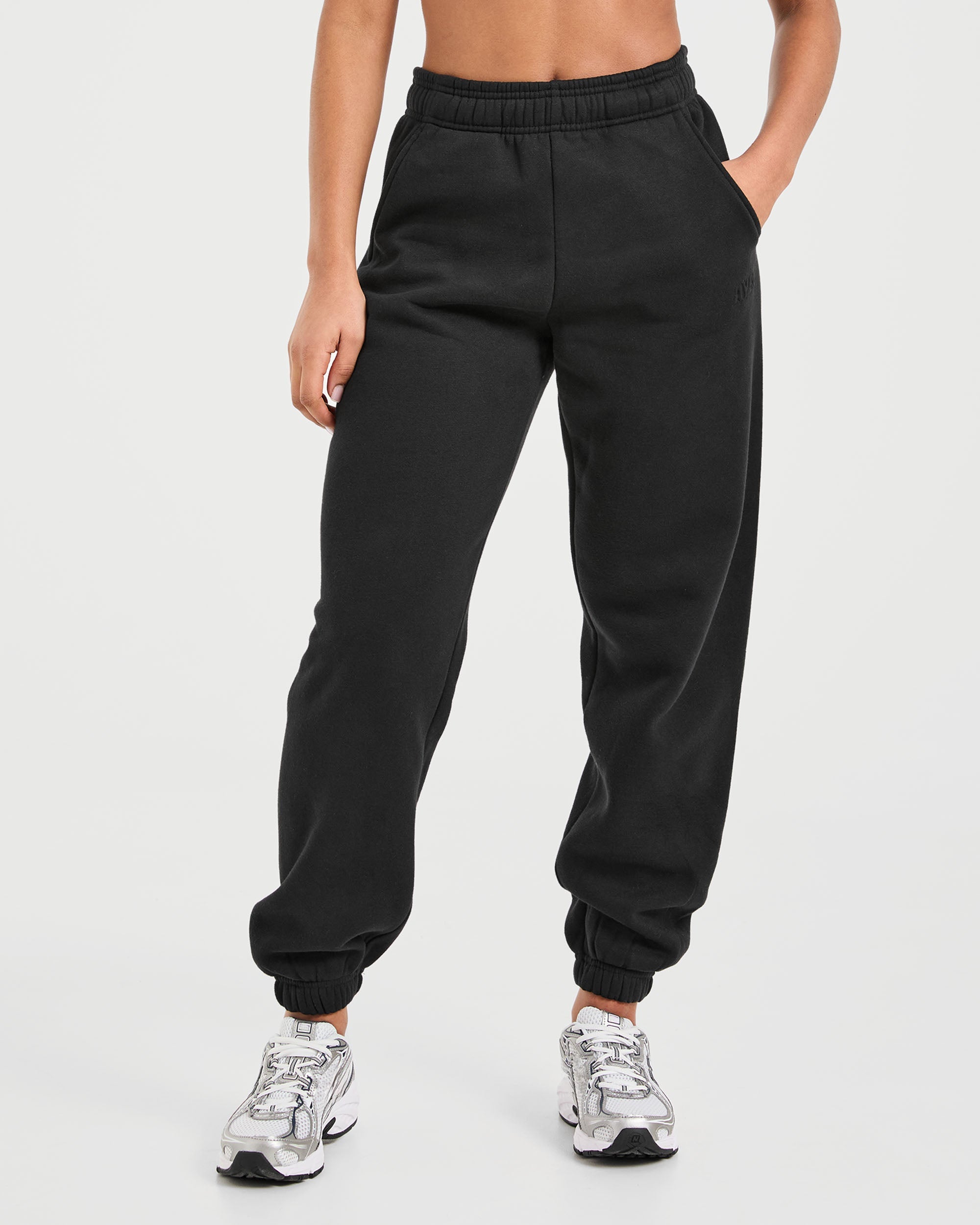 Classic Plush Oversized Joggers - Zwart