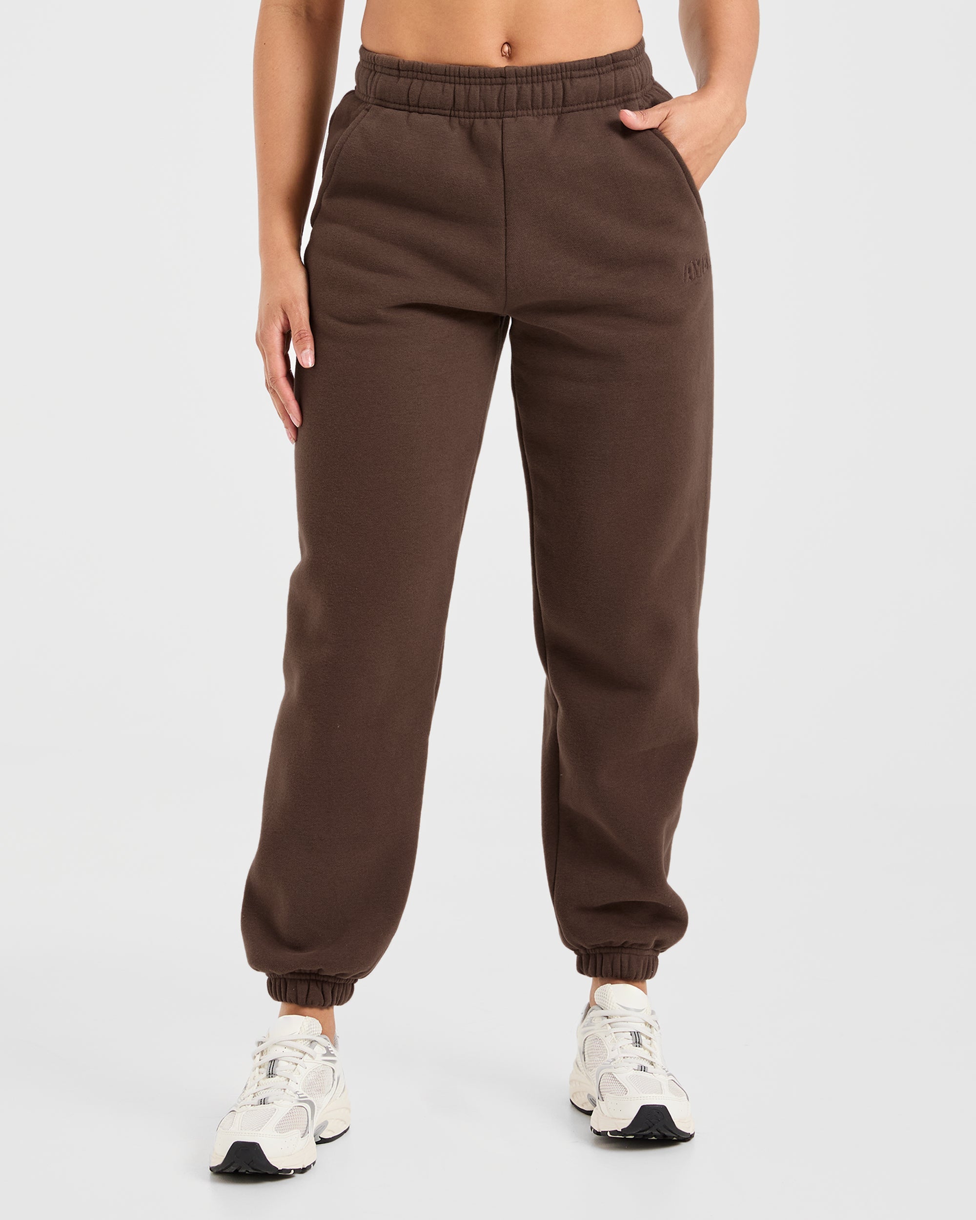 Classic Plush Oversized Joggers - Bruin