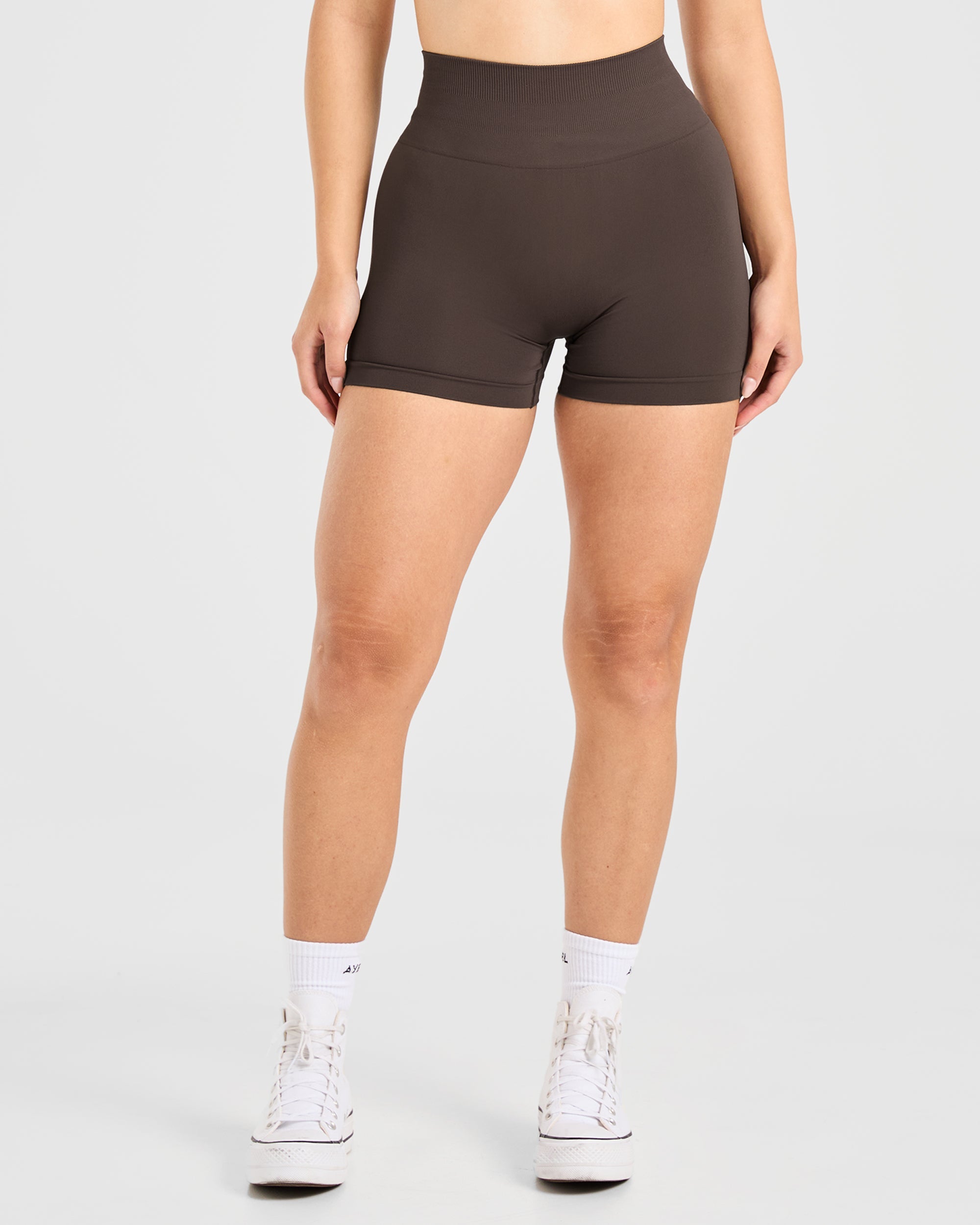 Power Seamless Shorts - Chestnut Bruin