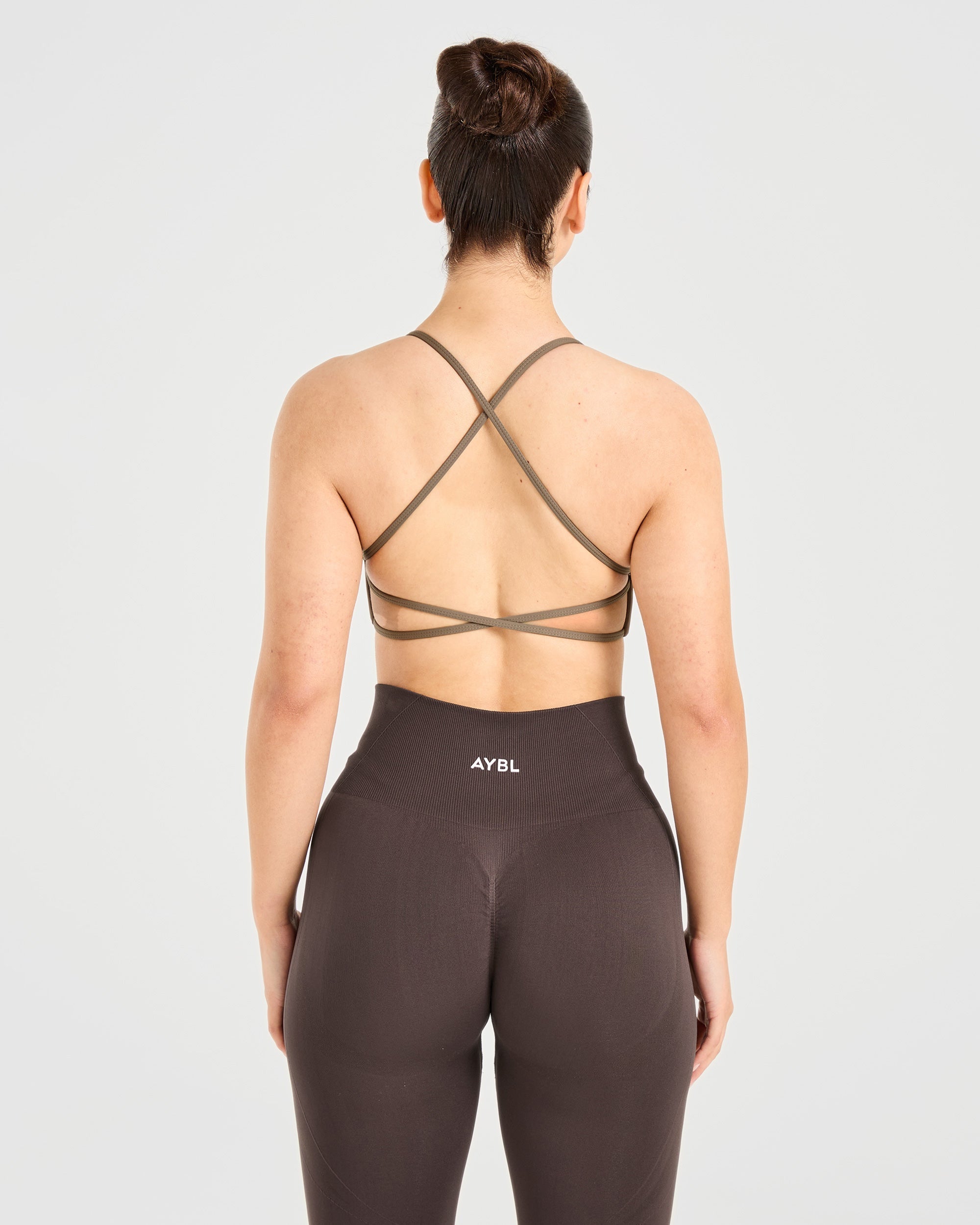 Essential Crossback Sports Bra - Mocha Bruin