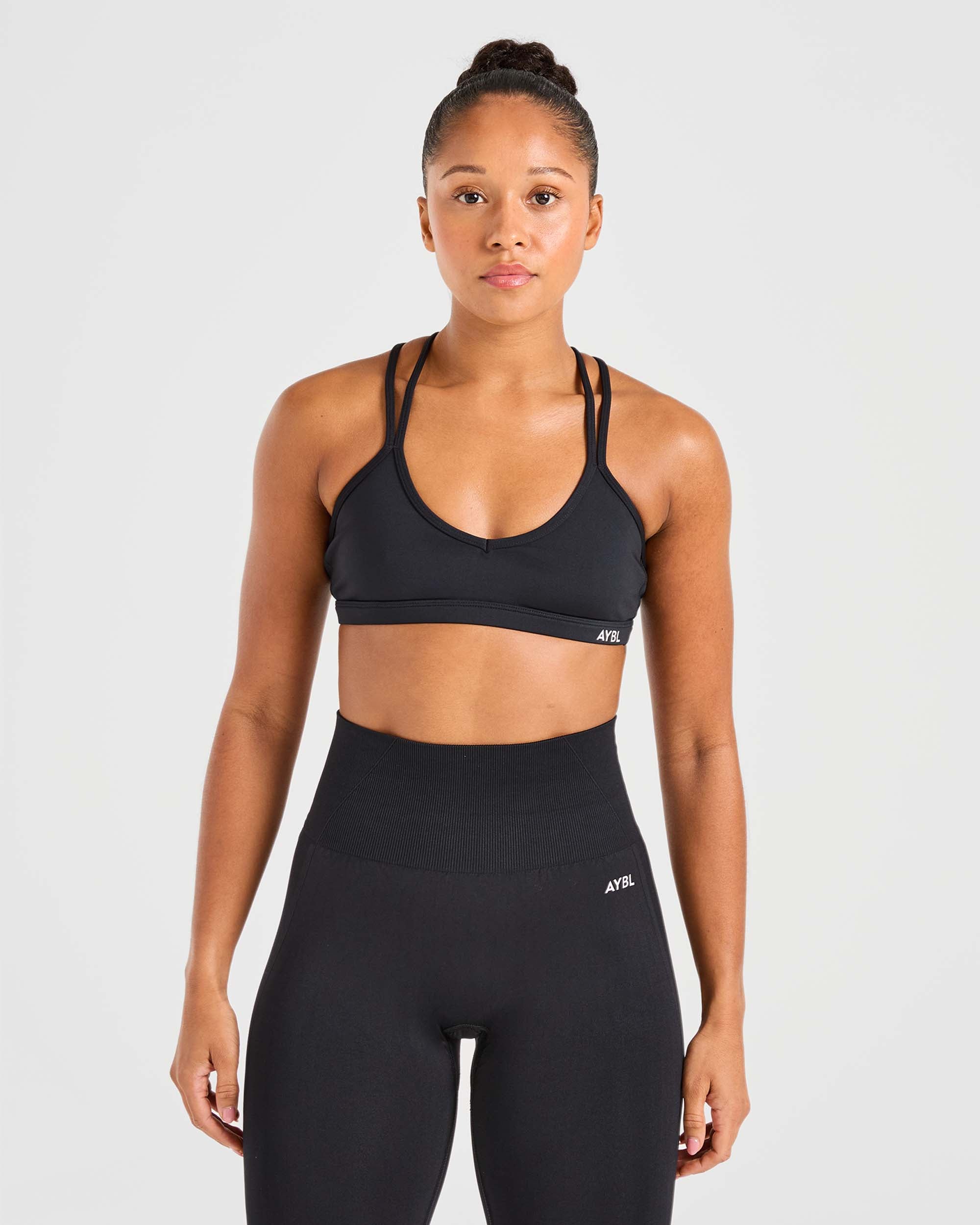 Essential Strappy Sports Bra - Zwart