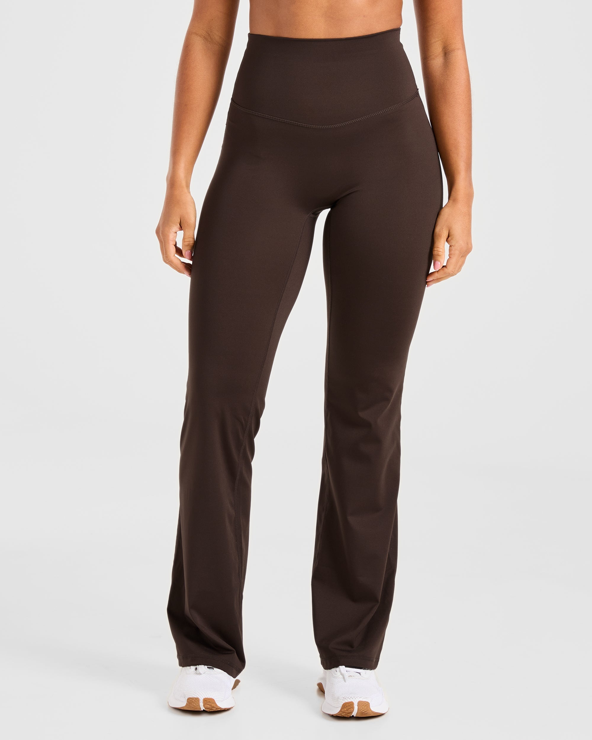 Sculpt Flared Leggings - Deep Cocoa Bruin