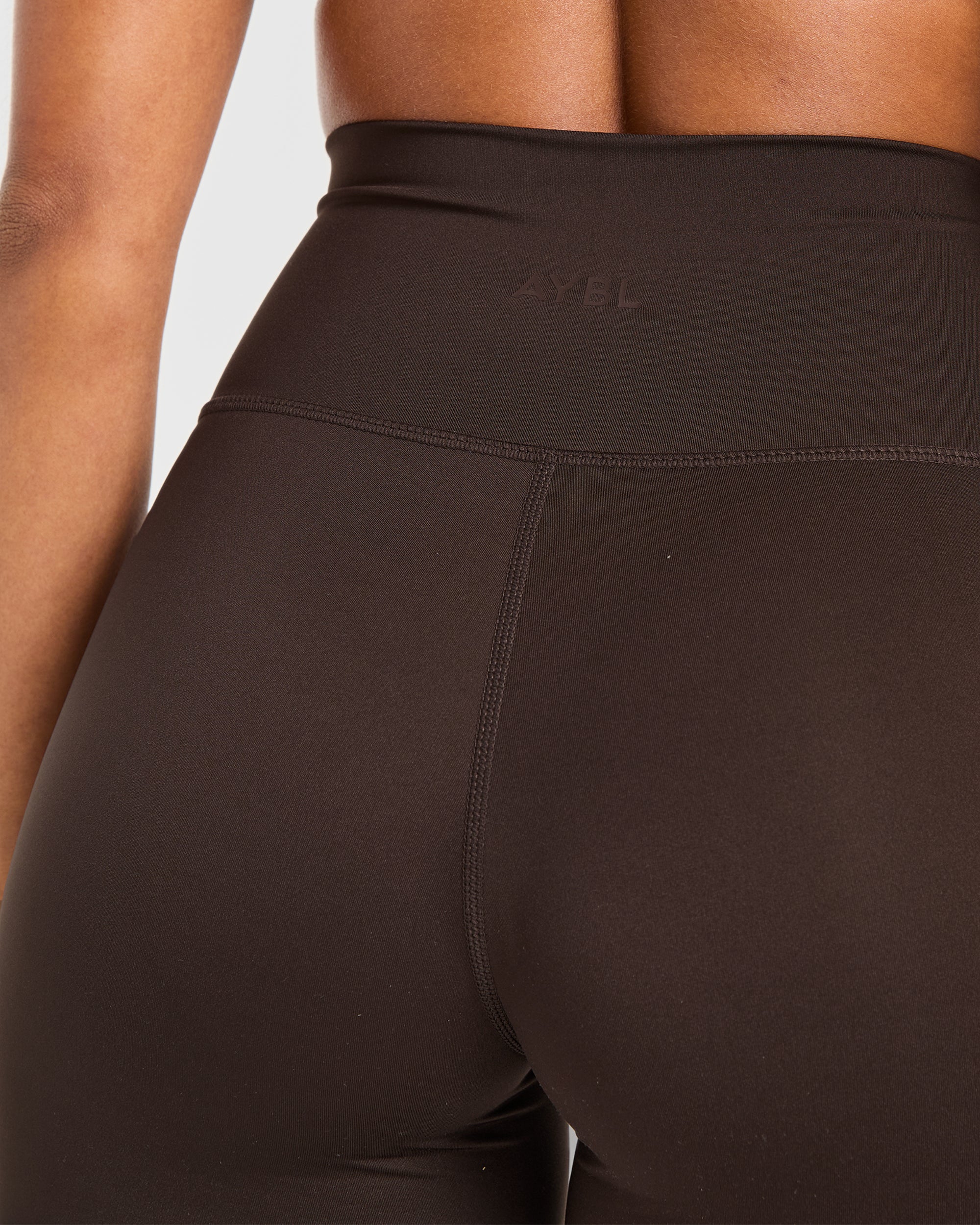 Sculpt Flared Leggings - Deep Cocoa Bruin