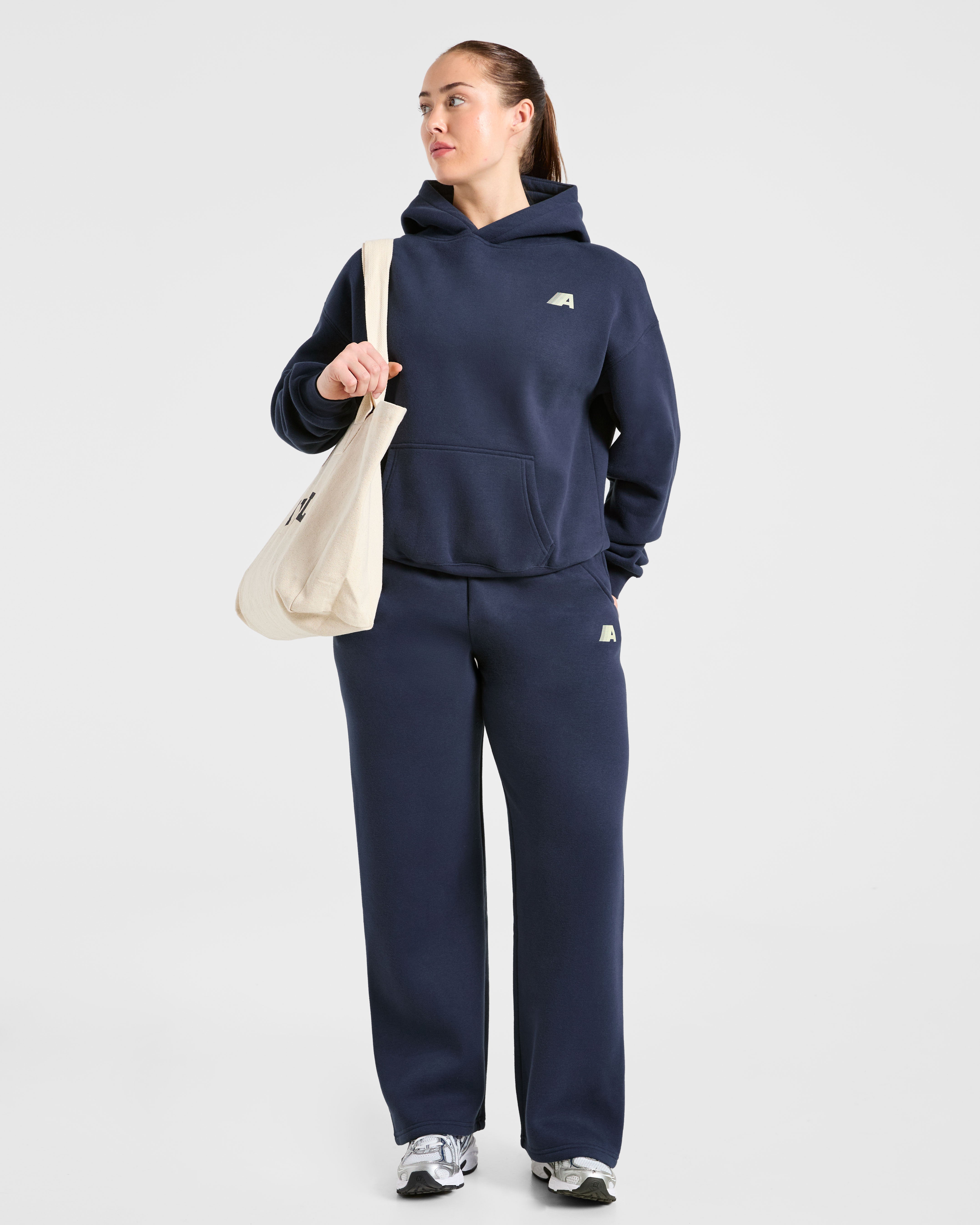 Retro Athletics Oversized Straight Leg Joggers - Navy/Geel