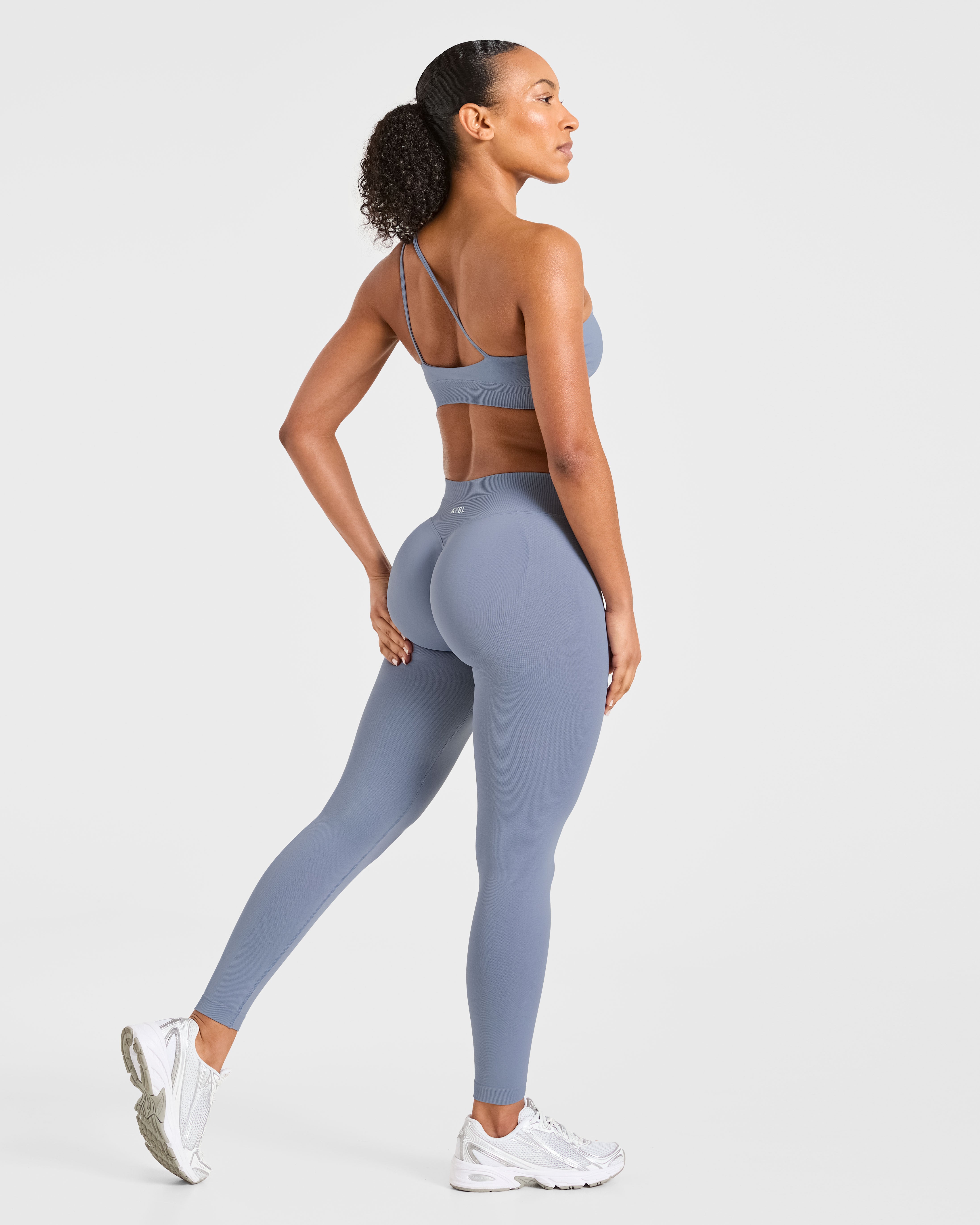 Enhance Seamless One Shoulder Sports Bra - Slate Blauw