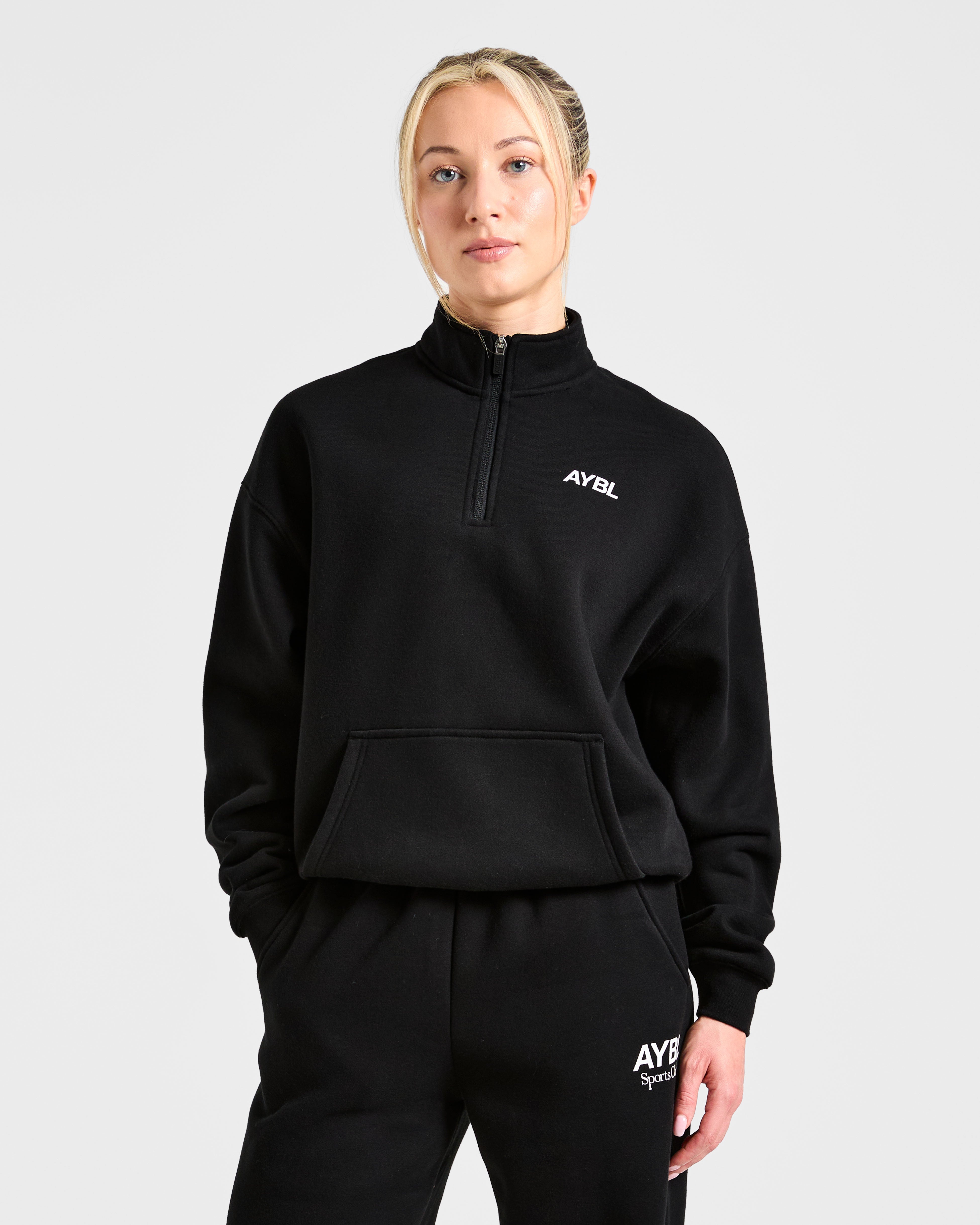 Sports Club Oversized 1/4 Zip Pullover - Zwart/Wit