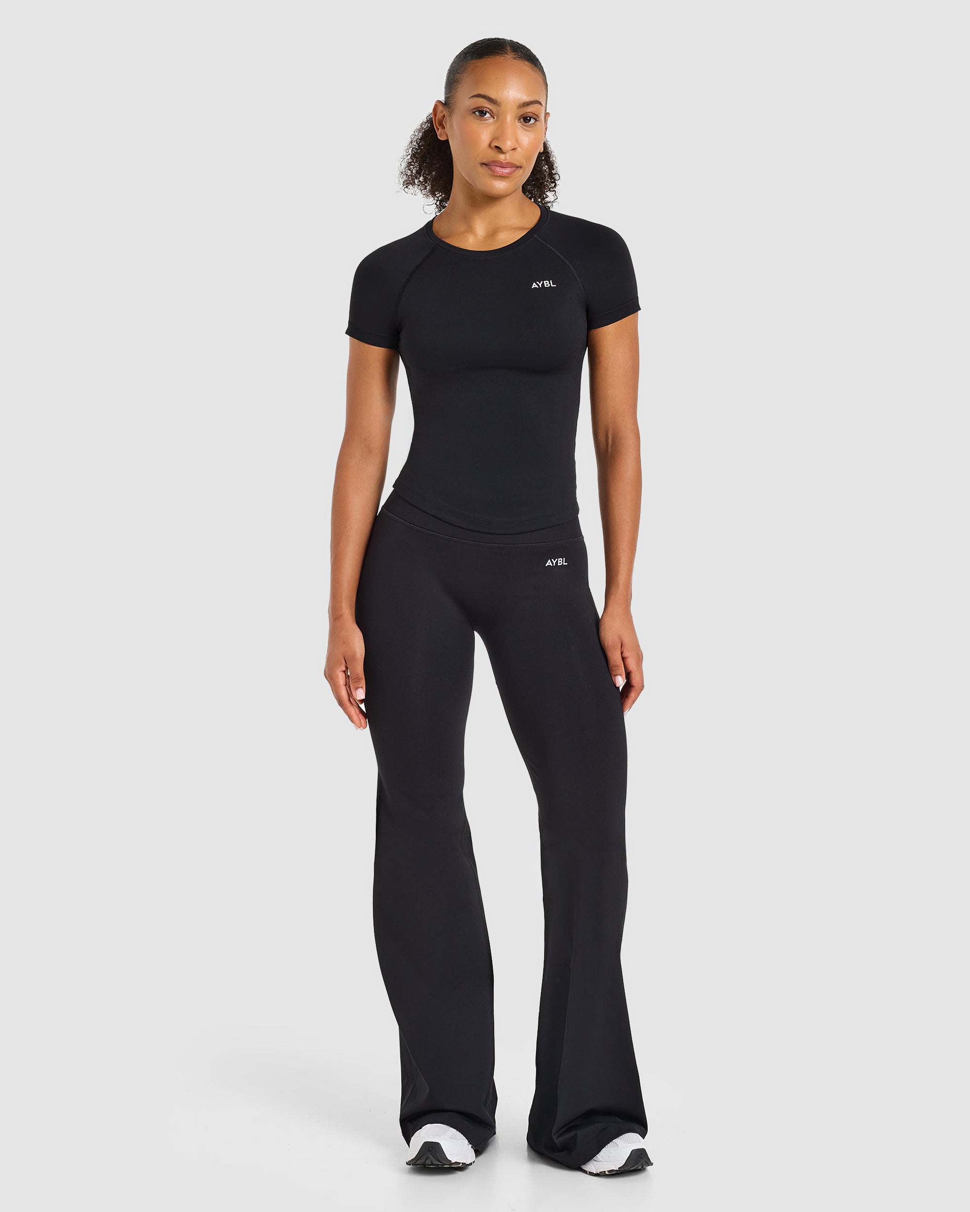 Enhance Seamless Short Sleeve Top - Zwart
