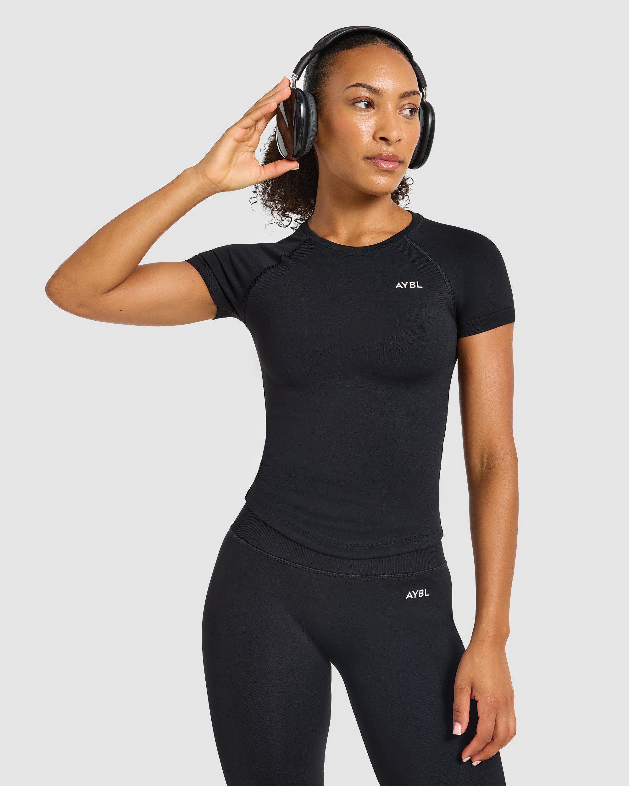 Enhance Seamless Short Sleeve Top - Zwart