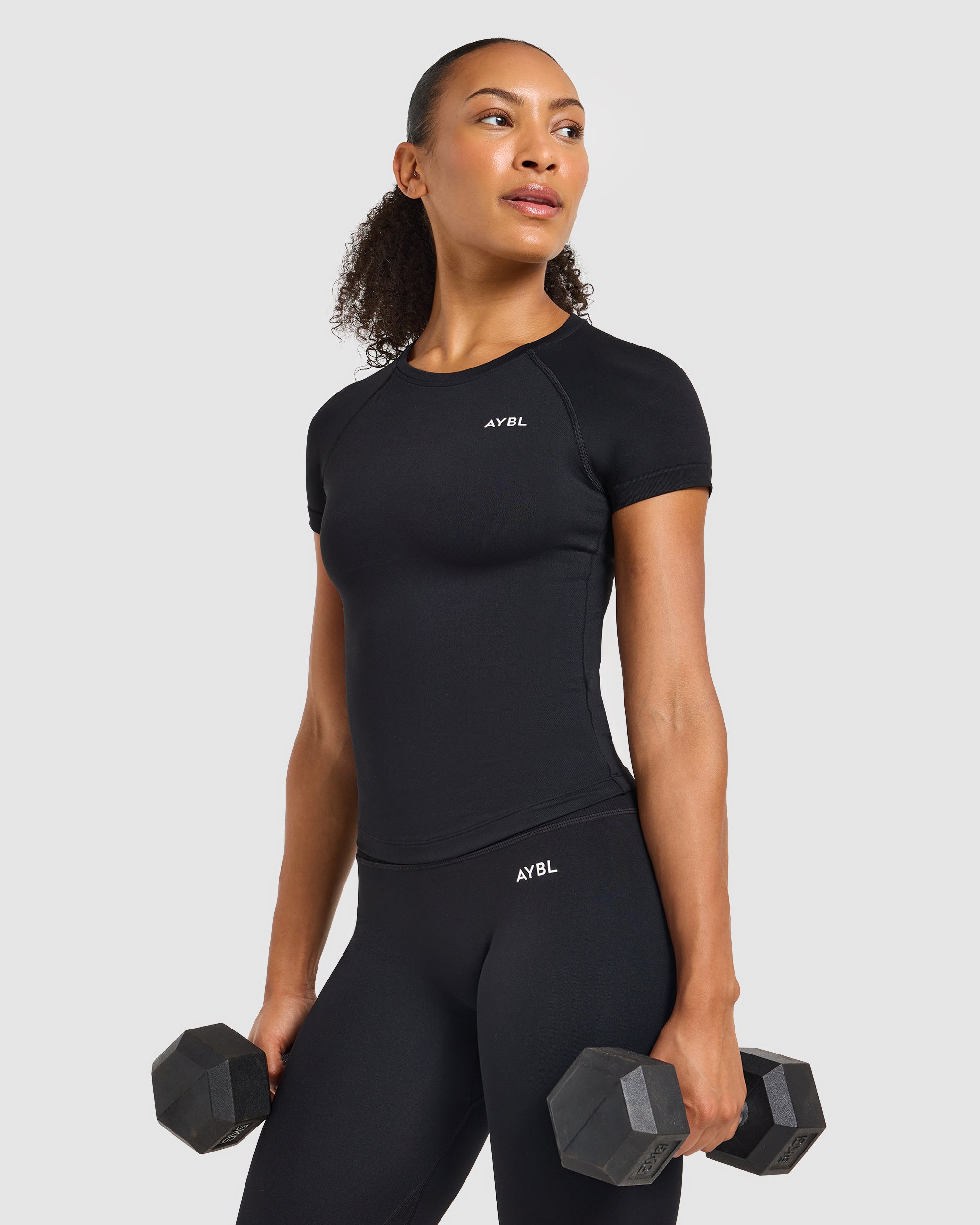Enhance Seamless Short Sleeve Top - Zwart